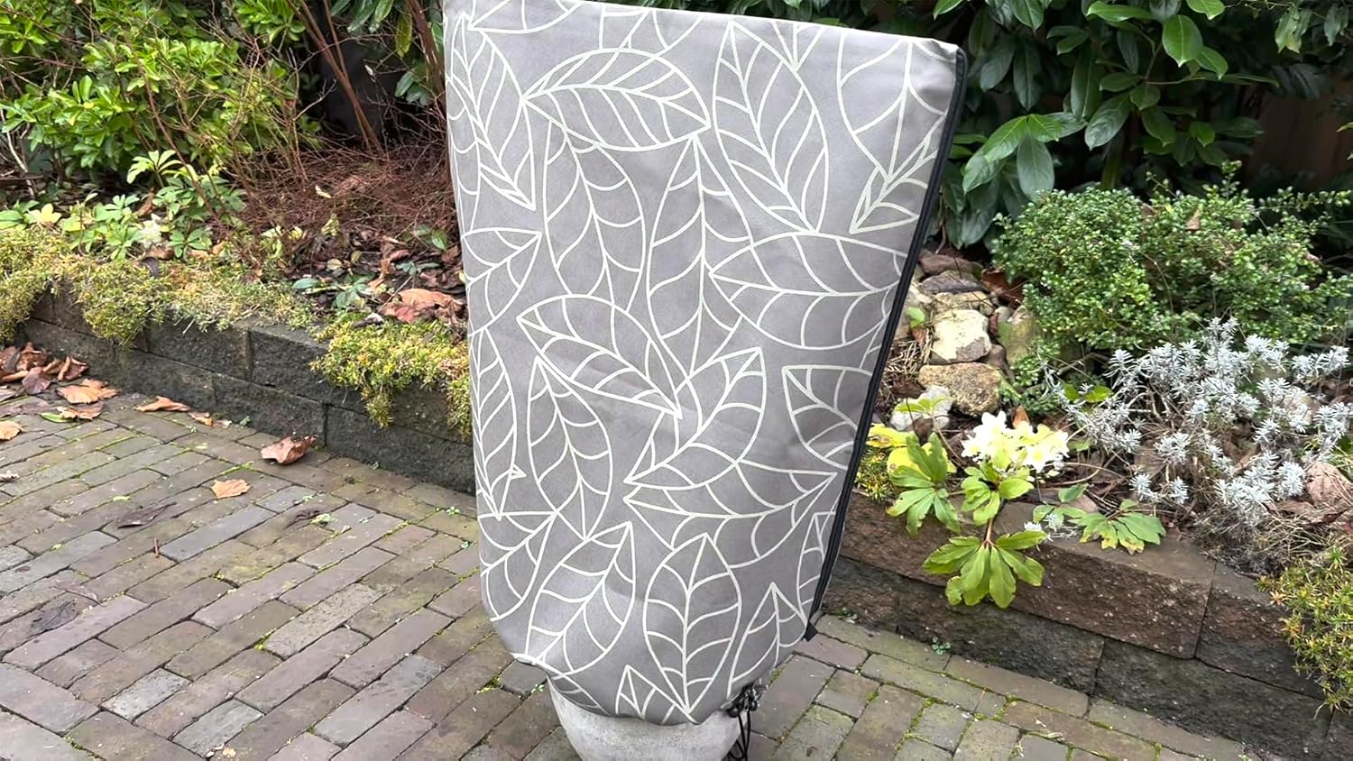 Plant Covers Freeze Protection 24"x32" | 4-Pack Winter Frost Blankets | Brown Garden Cover Bags for Outdoor Plants