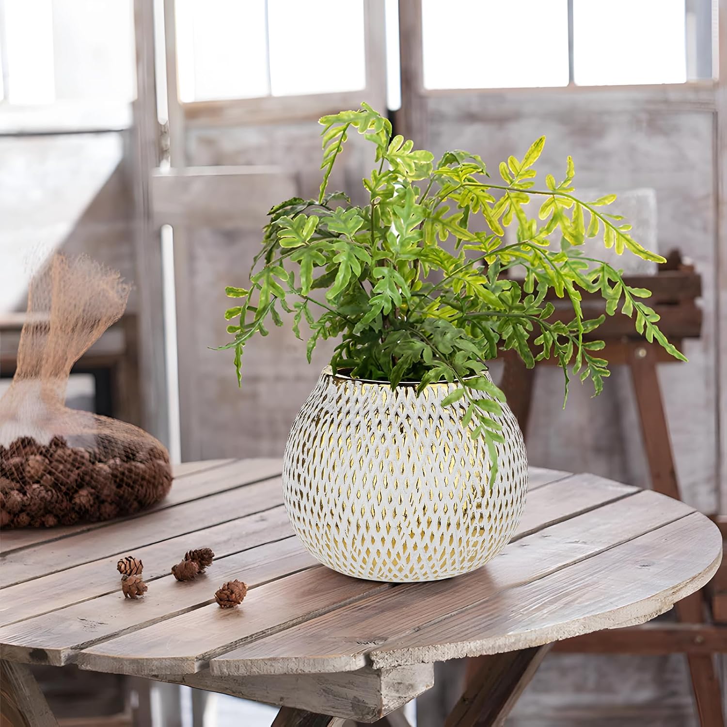 Ceramic Plant Pots for Plants Indoor 6.1 Inch Round Gold and White Flower Pot Gilded Decorative Planter with Drainage