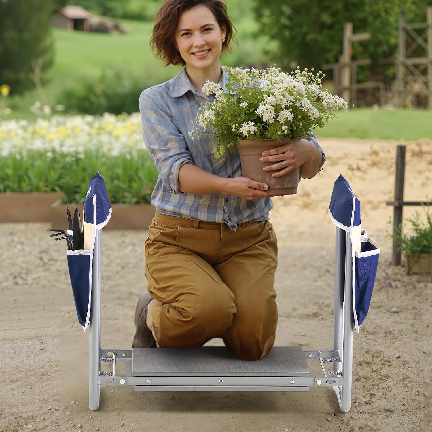 VEVOR Garden Kneeler and Seat Heavy Duty, Portable Garden Stool with 11'' EVA Kneeling Pad and 2 Tool Bags, Folding