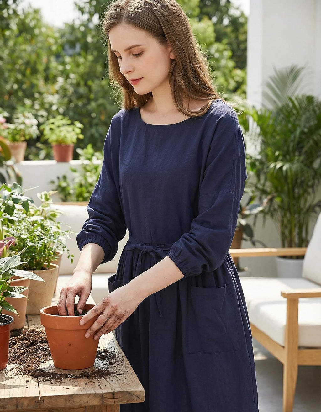 Nanxson Cotton Linen Apron Women's Long Sleeve Apron for Cooking,Gardening | Long waist strap,stickers on back,elastic
