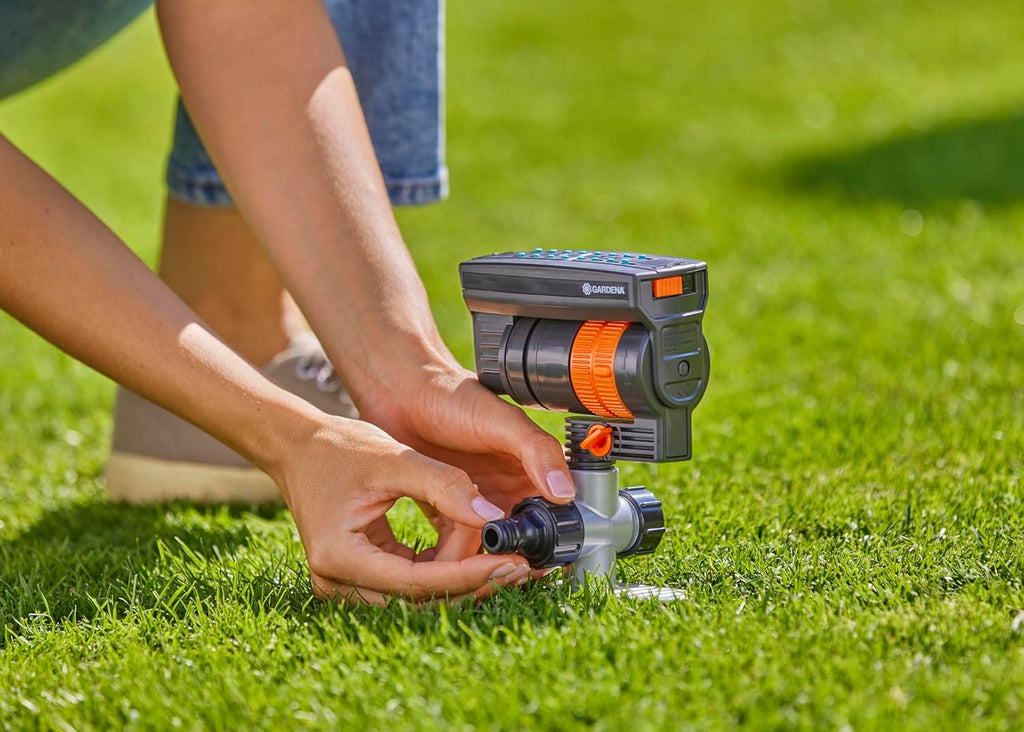 GARDENA 20575 | Up to 2300 sq ft - ZoomMaxx Adjustable Oscillating Sprinkler on Metal Step Spike for Watering Large