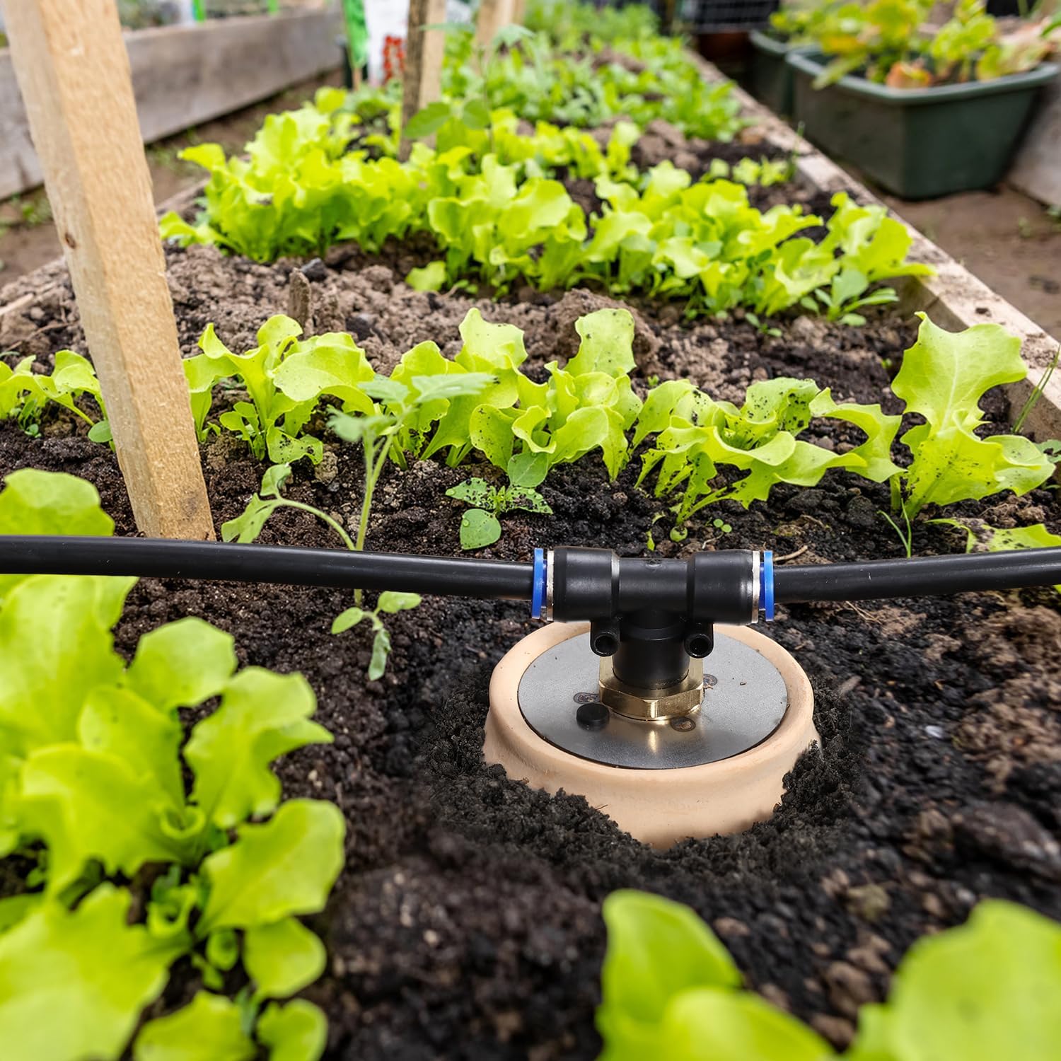 4pcs 3.5x3.5x7in Classic Self-Watering Ollas Self Watering 30oz Terracotta Planter Automatic Drip Irrigation System for