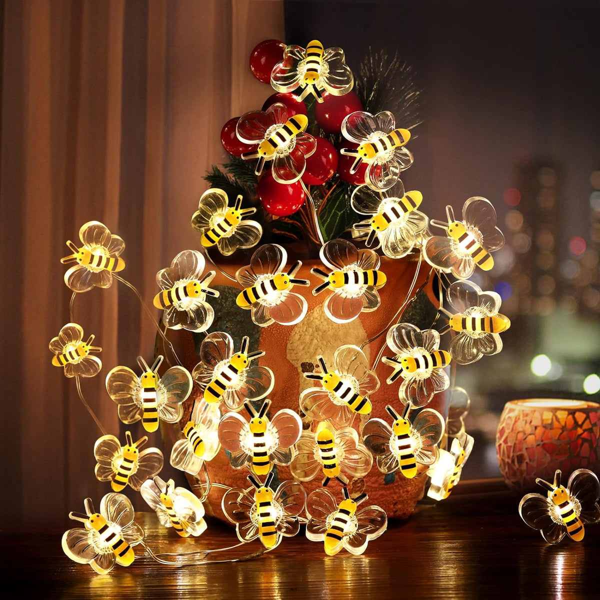 Coquimbo Bee Decorations String Lights, 10ft 30 LED Cute Honeybee Fairy Lights Battery Operated, Gifts for Women Girls Boys Kids, Room Decor for Bedroom Plants Patio Party Wedding Party Xmas