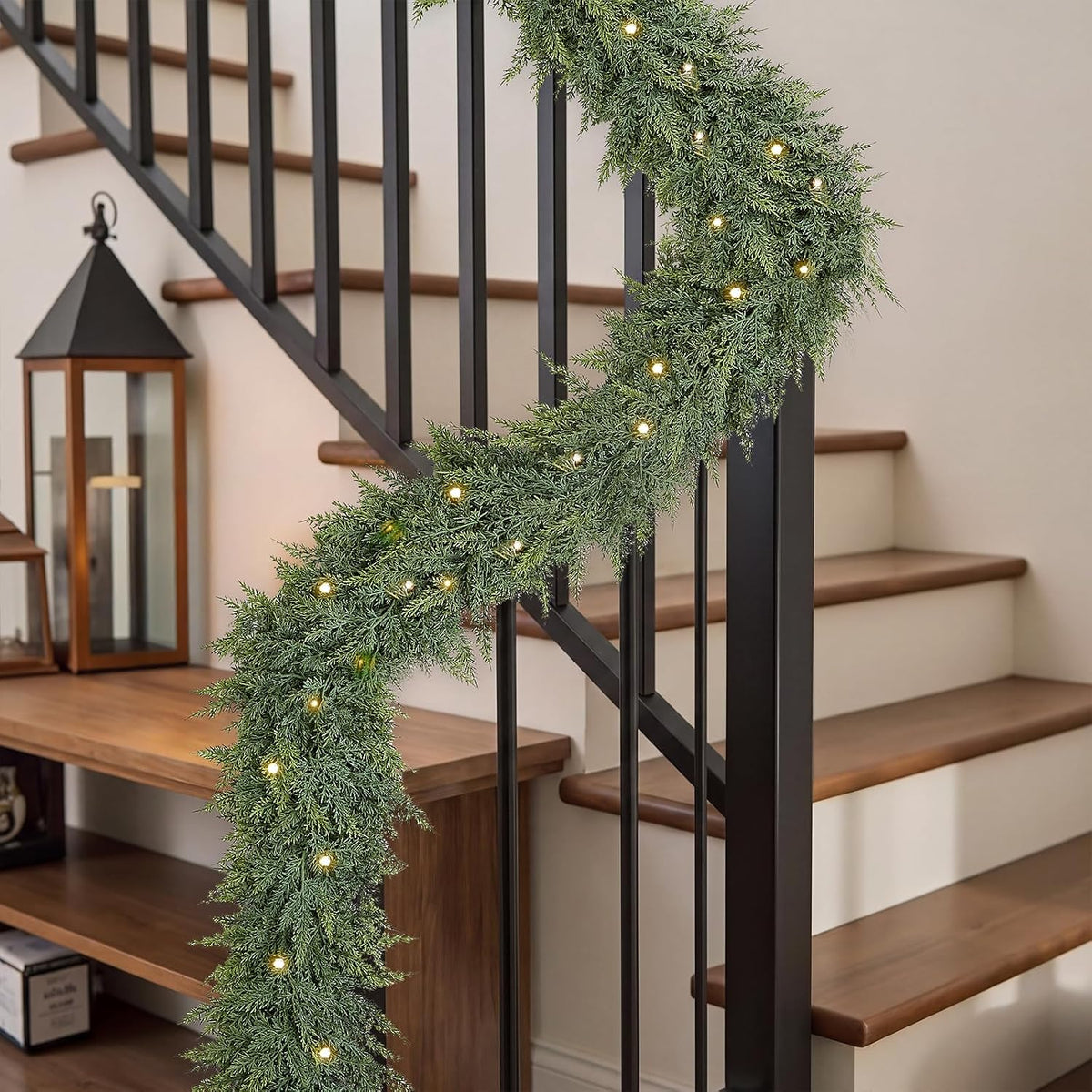 8 Pcs Railing Protection Christmas Garland Ties, White Decorative Banister Garlands Hanger, Adjustable Banister Protective Padded Faux Pine Stems Garland Ties for Staircase Wreath Home Holiday Decor