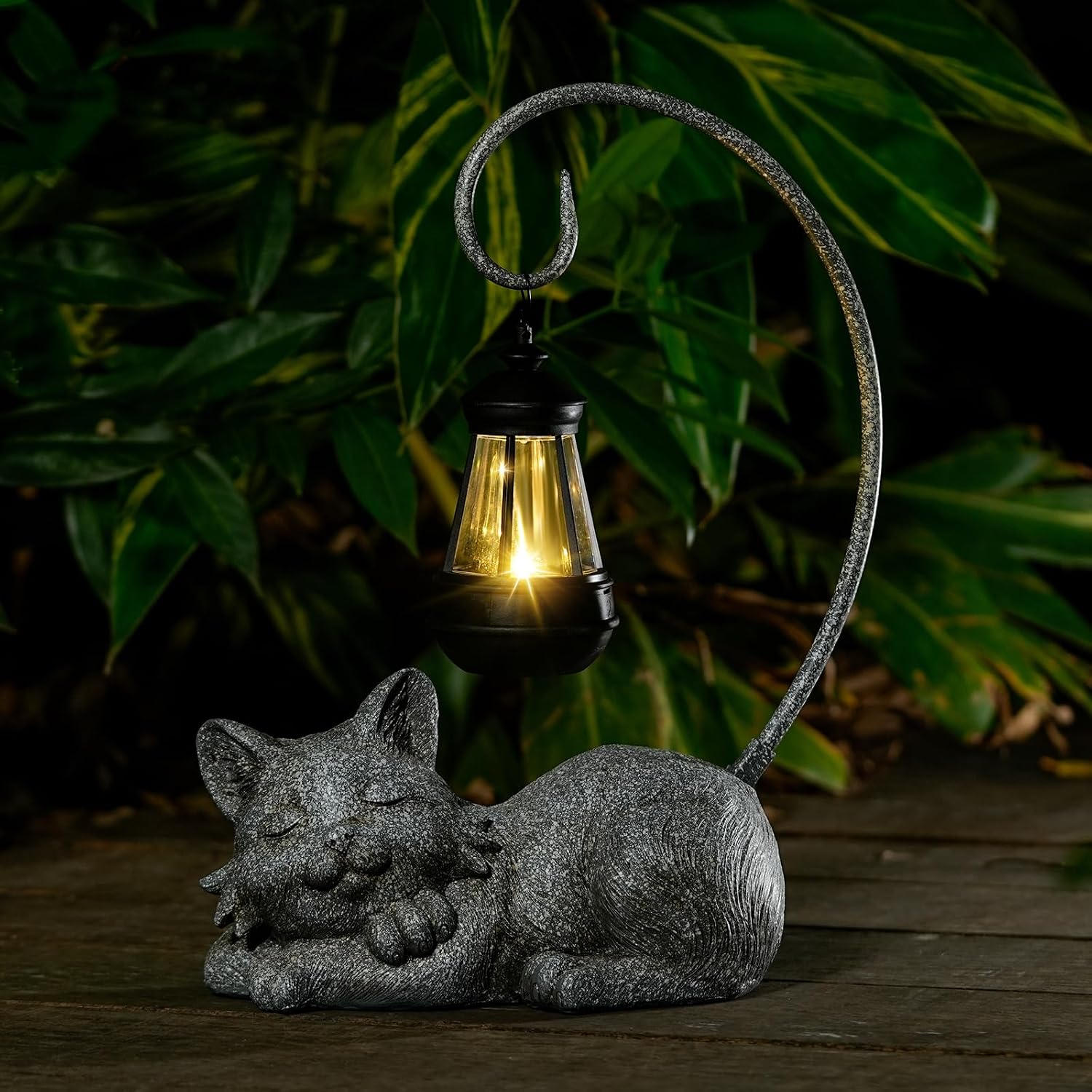 WSgift Outdoor Cat Figurine Garden Statue with Solar-Powered LED Light 13.77 Inches Tall Gift Garden Statue Decor for
