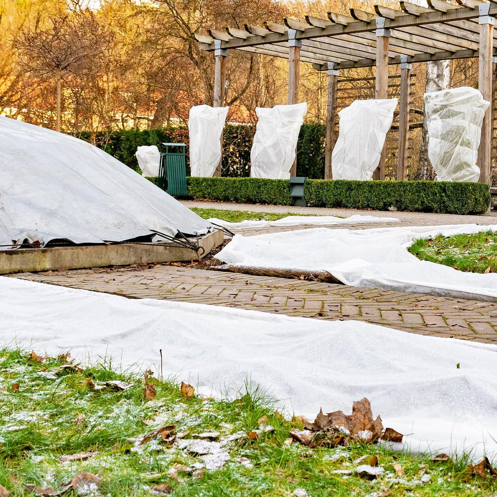 2PCS 10 Ft x 50 Ft Plant Covers Freeze Protection 1.05 oz/yd²Frost Blankets for Winter Outdoors Plants Floating Row