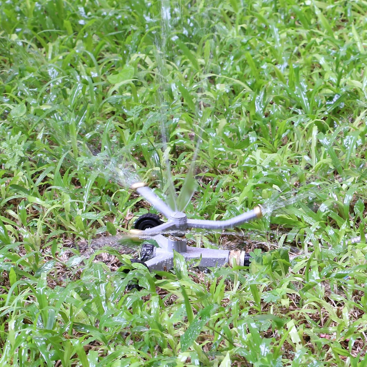 STYDDI Metal Rotating Water Sprinkler for Lawn, Heavy Duty Metal 3-Arms Whirling 360 Degree Automatic Rotary Sprinkler