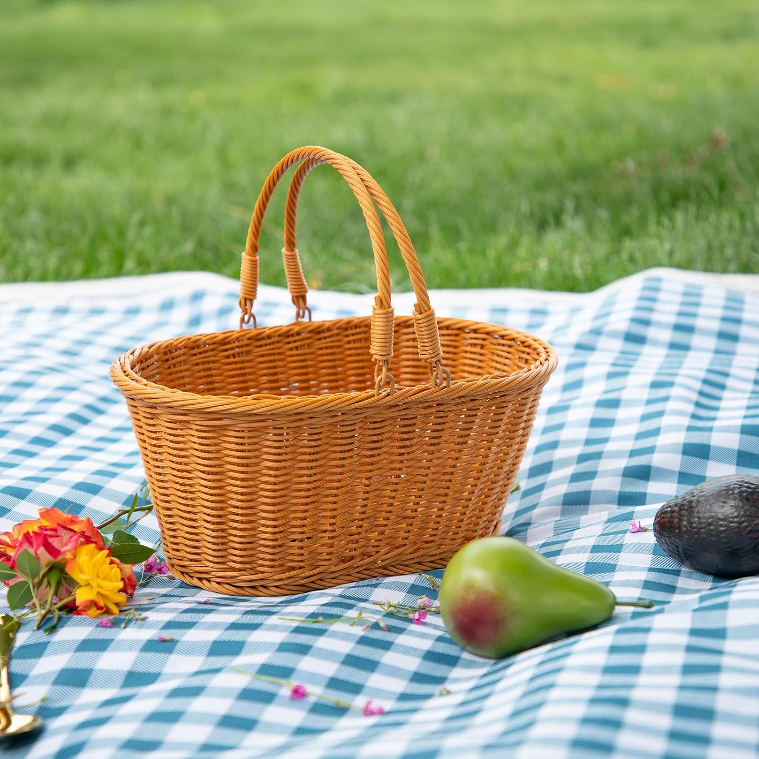 Rattan Picnic Basket with Handle, Garden Harvest Basket, Gathering Storage for Vegetable Fruit, Easter 13" x 9" x5.5"