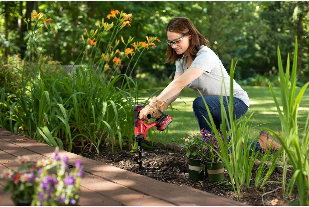 CRAFTSMAN V20* Cordless Multi-Use Garden Tool Kit (1.5Ah) (CMCA320C1)