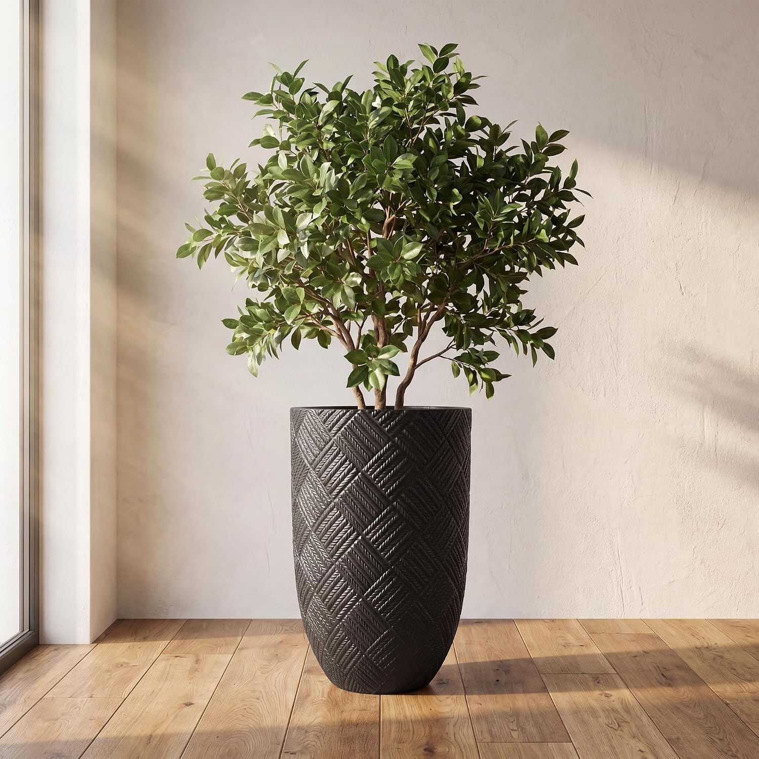 Oakrain 17.7" Tall Planter for Indoor Plants, Black Large Floor Planter | Flower Pot with Handcrafted Herringbone