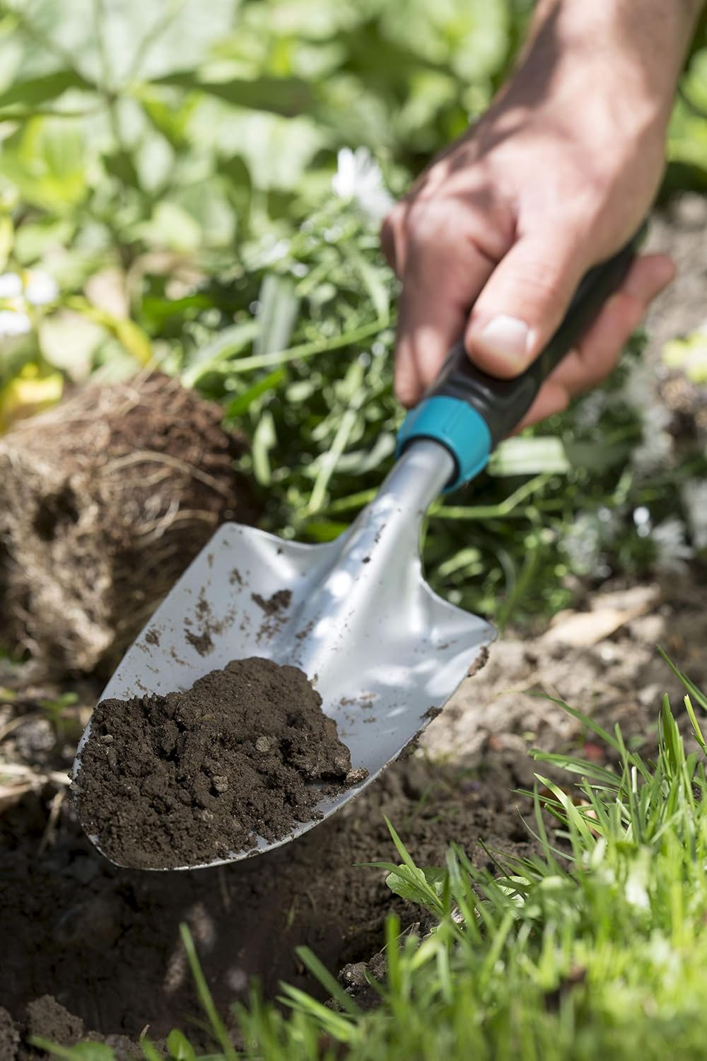 Gardena Comfort Small Tool Set - Ideal Set for Garden Keeping with Flower Trowel, Small Broom and Flower RAK (8964-60)