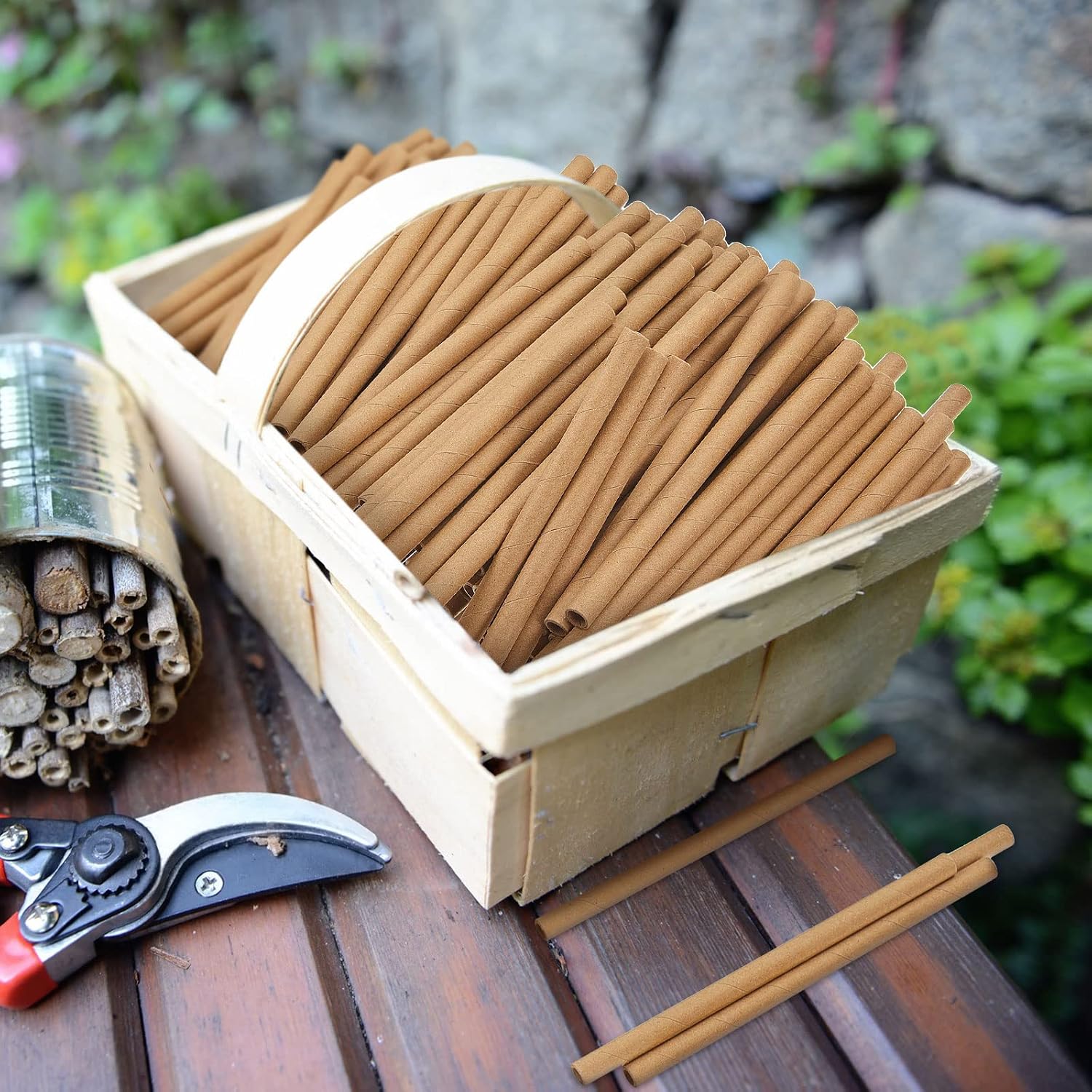 Gueevin 400 Pcs Mason Beehive Tubes 6 Inch Long x 5/16" Diameter Cardboard Beehive Nesting Tubes Nesting Paper Inserts