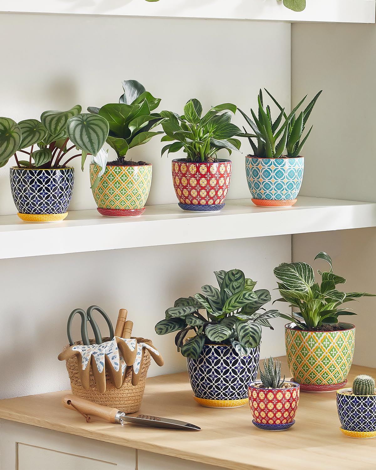Metahom Ceramic Plant Pots, 4.9 Inch Flower Pots with Drainage Hole & Saucer, Colorful Planter Pots for Houseplants