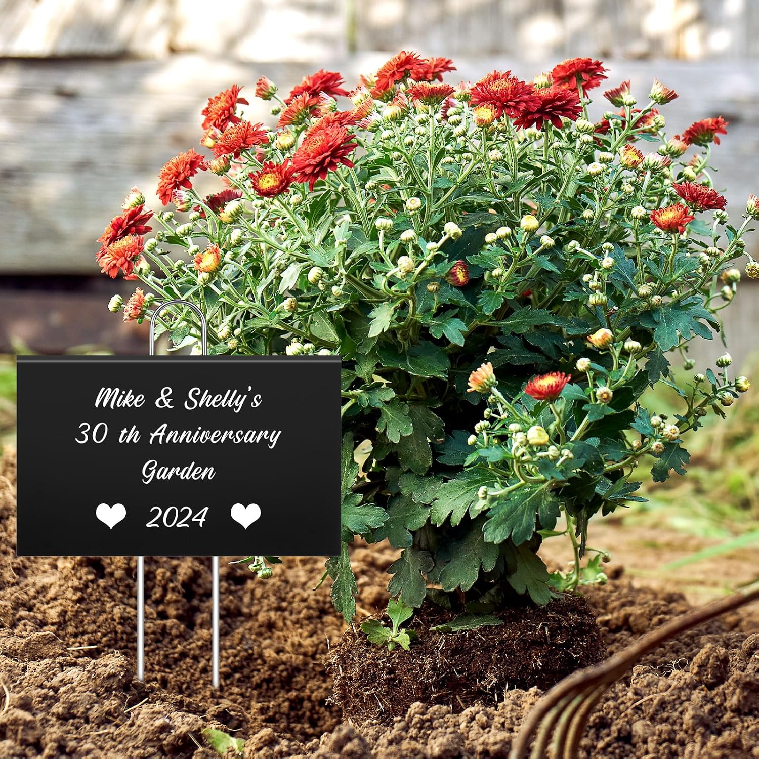Landhoow 30 Pcs Large Garden Plant Markers Metal Plant Labels Sign 4'' x 6'' with 11'' Stake Weatherproof Waterproof
