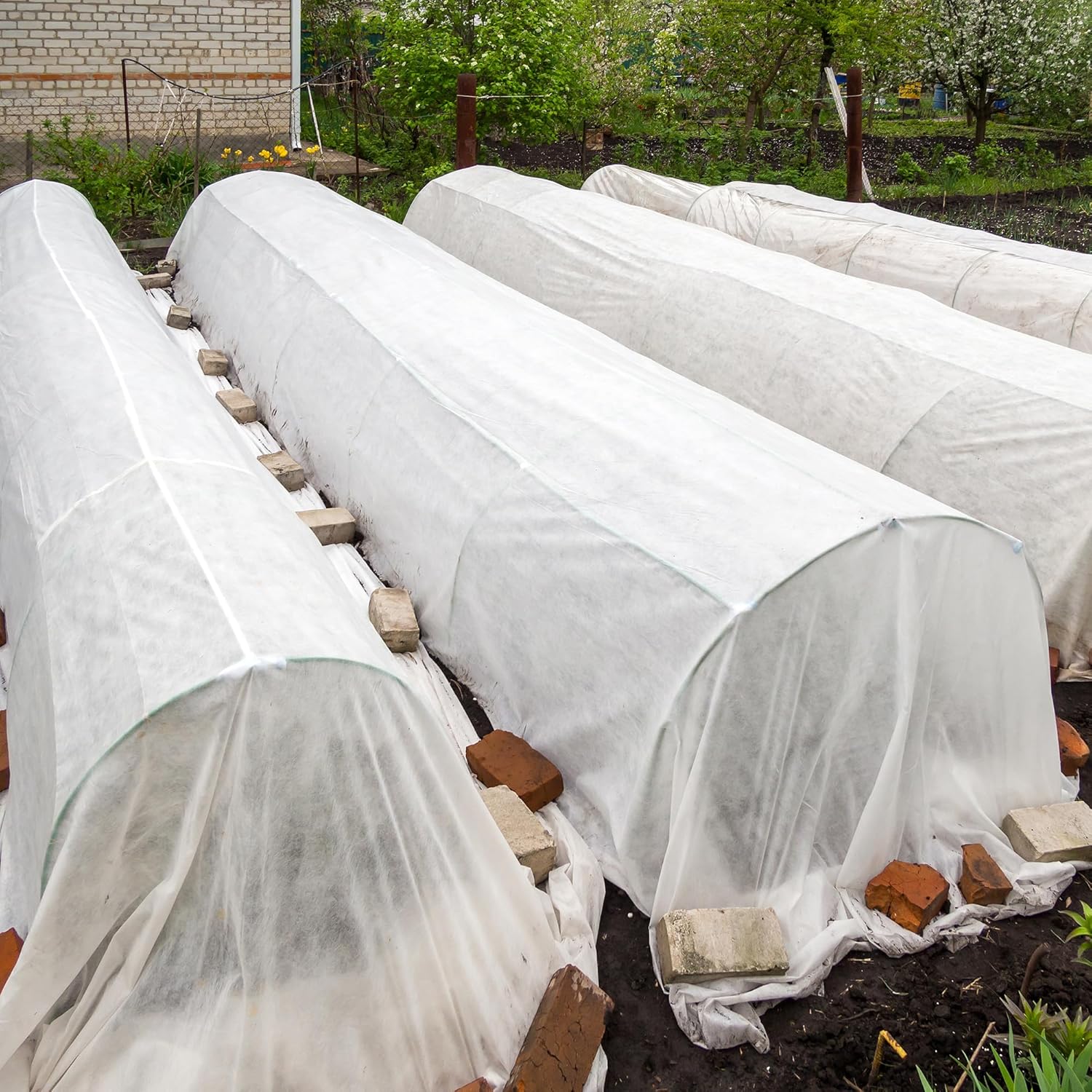 DECOHS 40 x 10 Ft Plant Sun Protection Cloth, Garden Plant Shade Cloth, Non-Woven White Light Refraction Sunshade