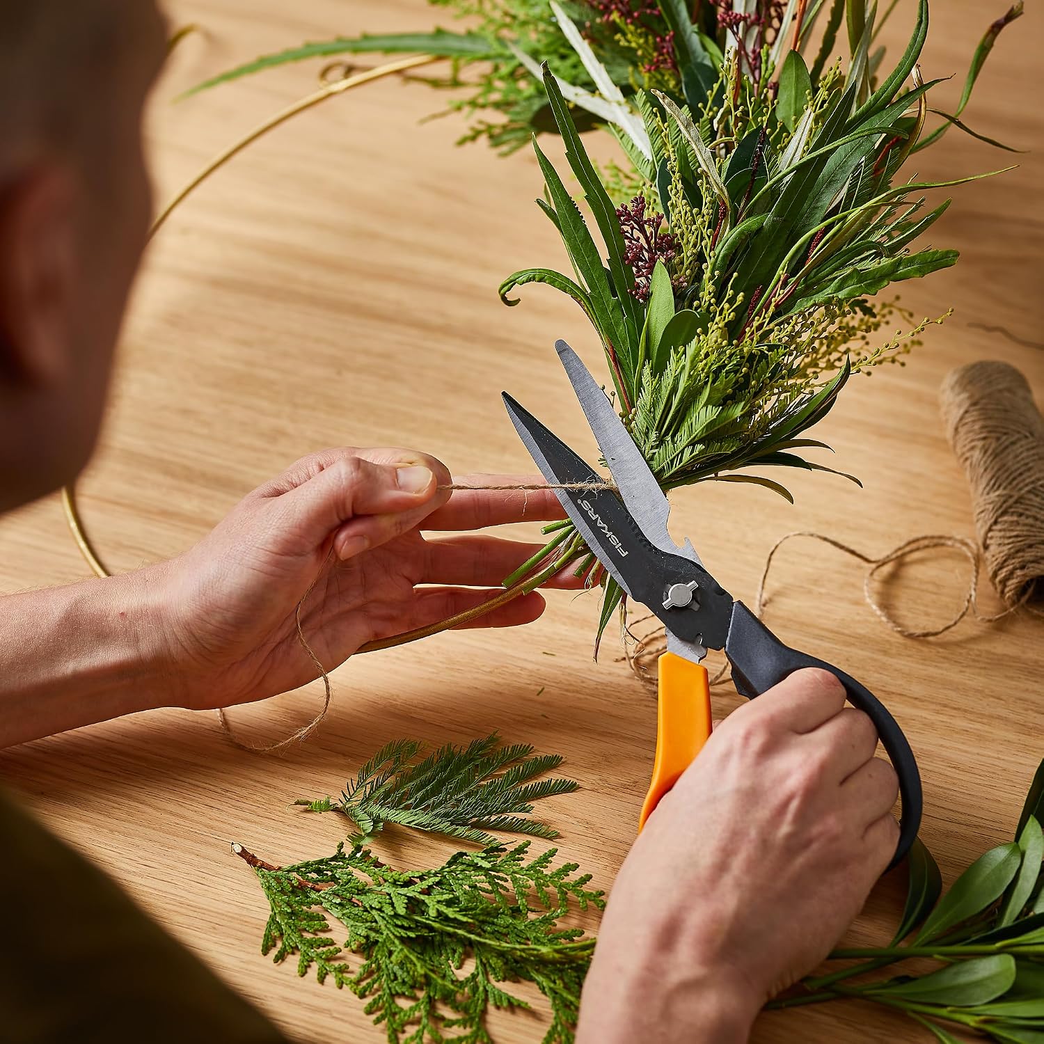 Fiskars 9" 7-in-1 Heavy-Duty Garden Scissors Multi-Tool with Sheath | Take-Apart Shears with Power Notch, Wire & Twine