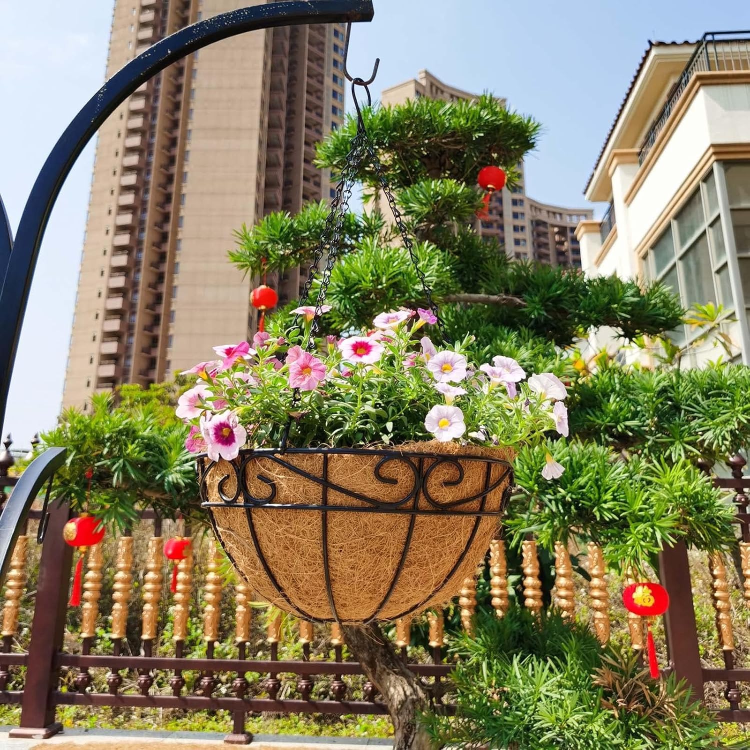 EIMQUVW Outdoor Metal Hanging Planters Basket (4pack, 14 inch) Hanging Baskets for Plants Chain Round Wire Plant Holder