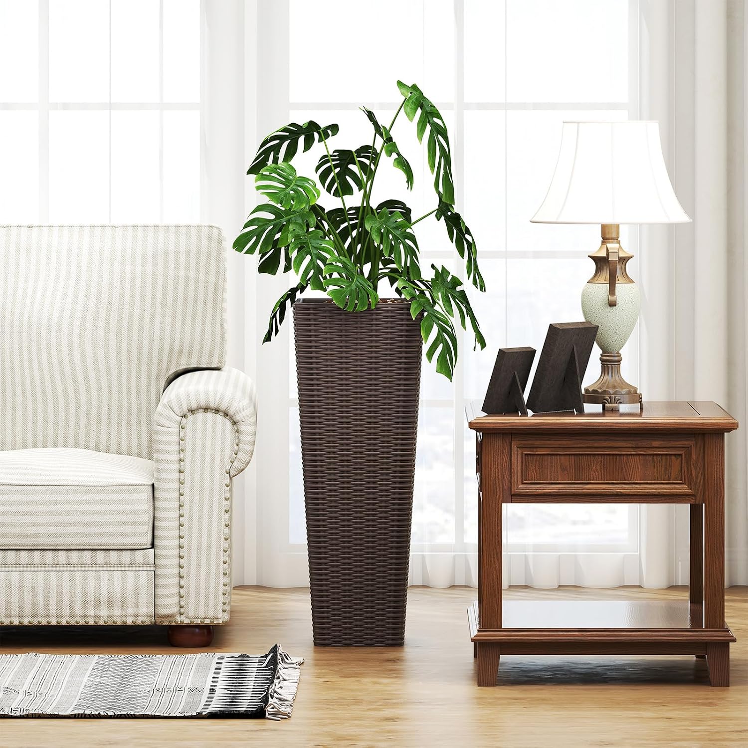 GIANTEX Planters for Outdoor Plants Set of 2, 32" & 24" Tall Tapered Plants | Inner Trays, Drainage Holes, Decorative