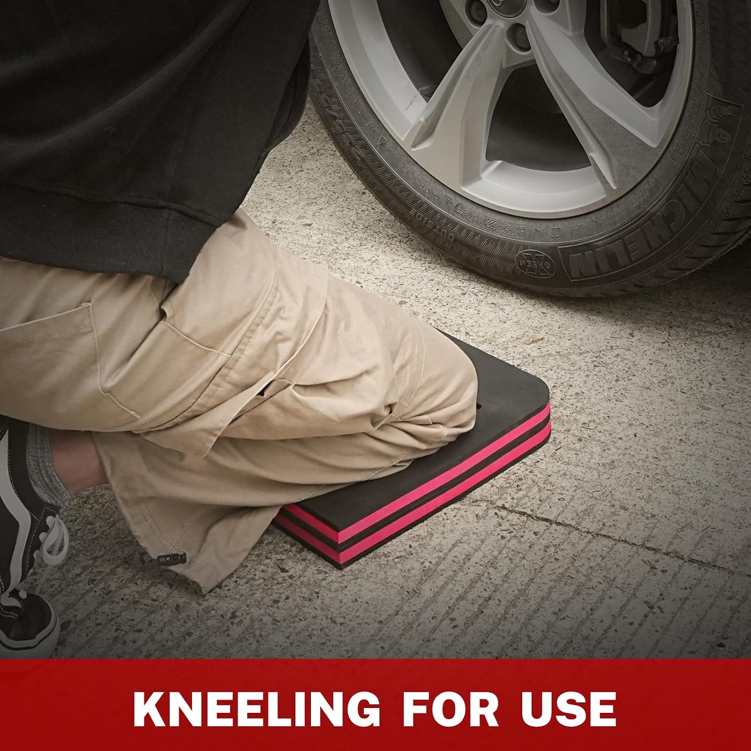 0.9 Inch Thick Foldable Mechanic Kneeling Pad, 23.6 x 15.7 Inches | High-Density PE Foam Knee Cushion with 2 Pockets