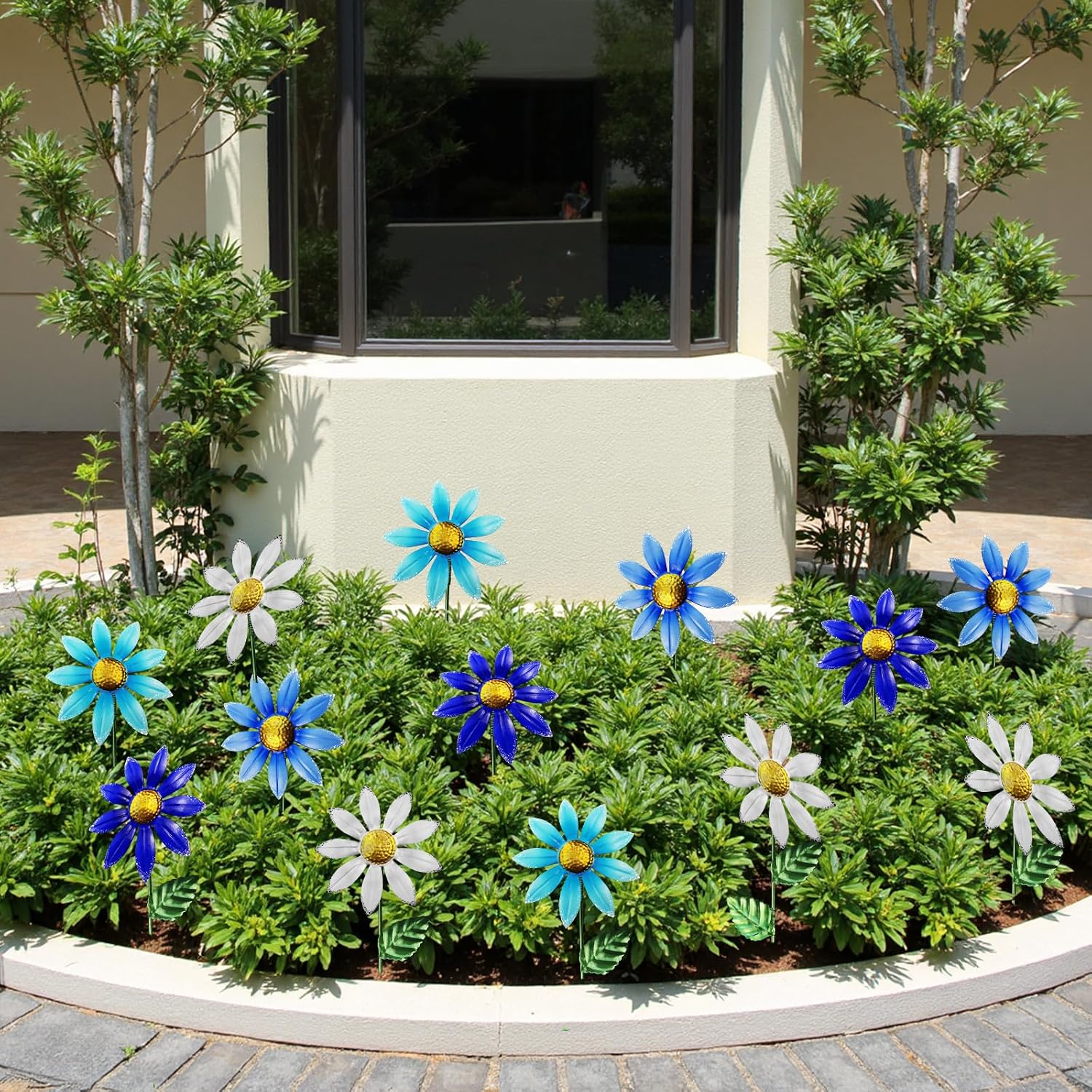 10-Pack 15.7-Inch Metal Garden Flower Stakes, Blue and White | 4.9 in wide heads with adjustable angles, for planters