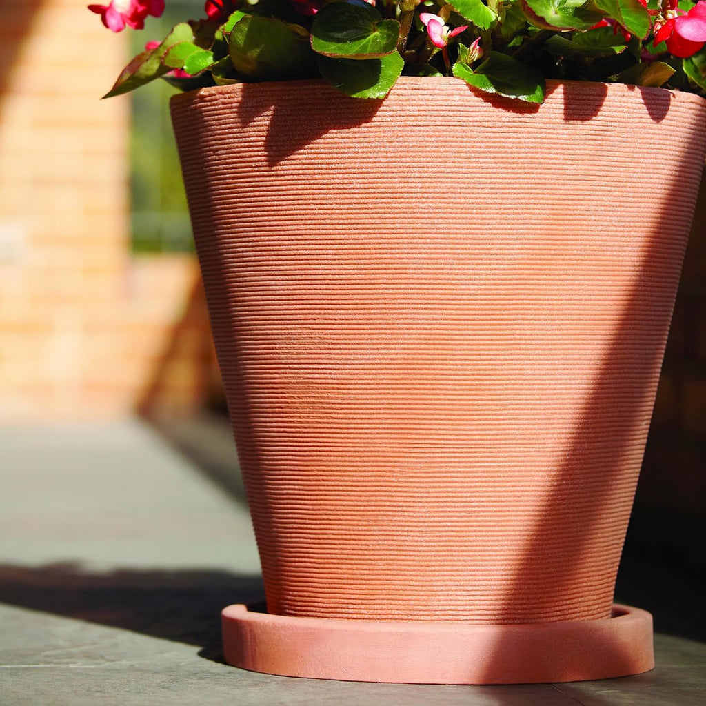 Crescent Garden Universal Round Planter Saucer, Heavy Duty Drainage Dish for Large Plant Pots, Large Plant Dishes