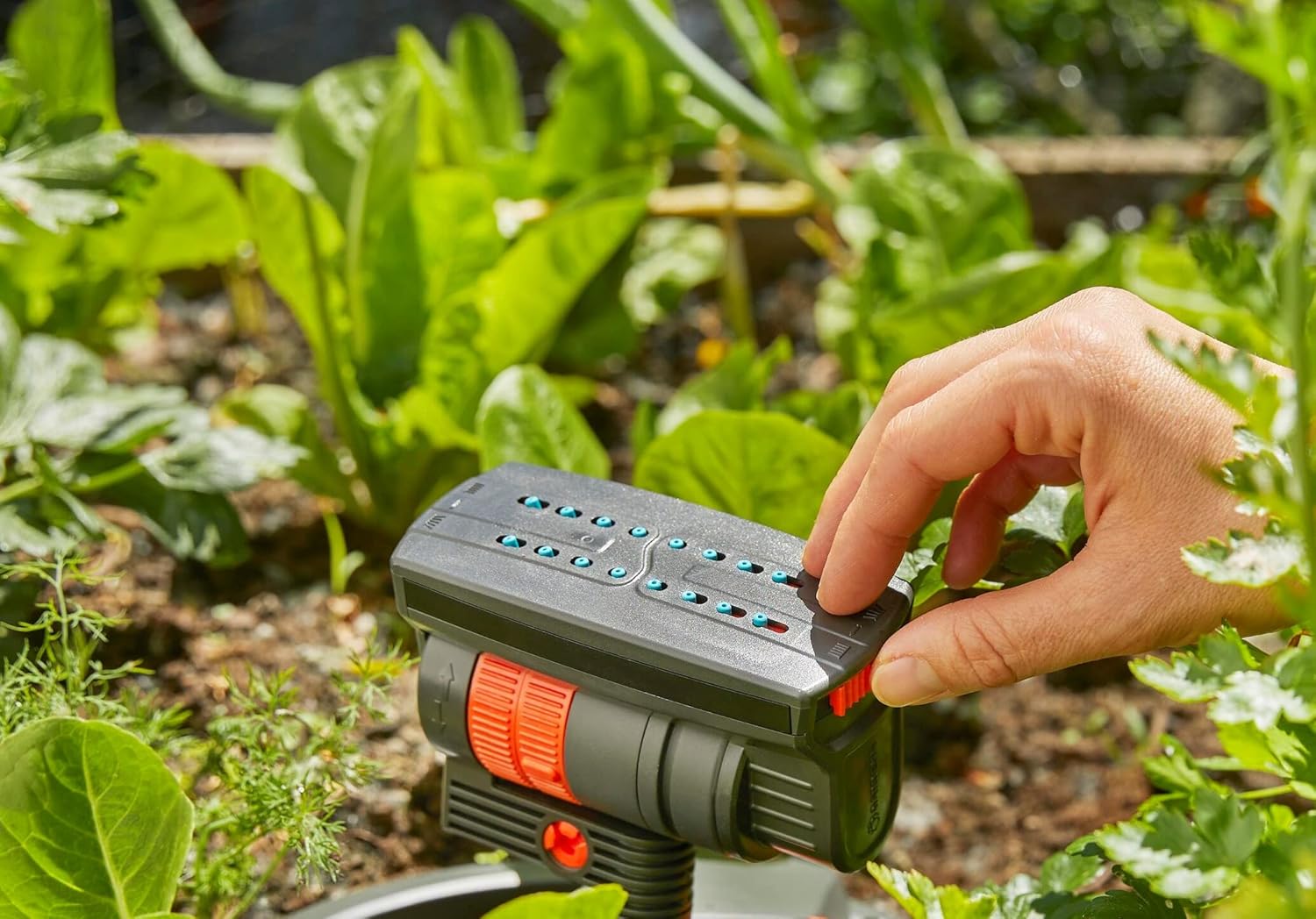 GARDENA 20575 | Up to 2300 sq ft - ZoomMaxx Adjustable Oscillating Sprinkler on Metal Step Spike for Watering Large