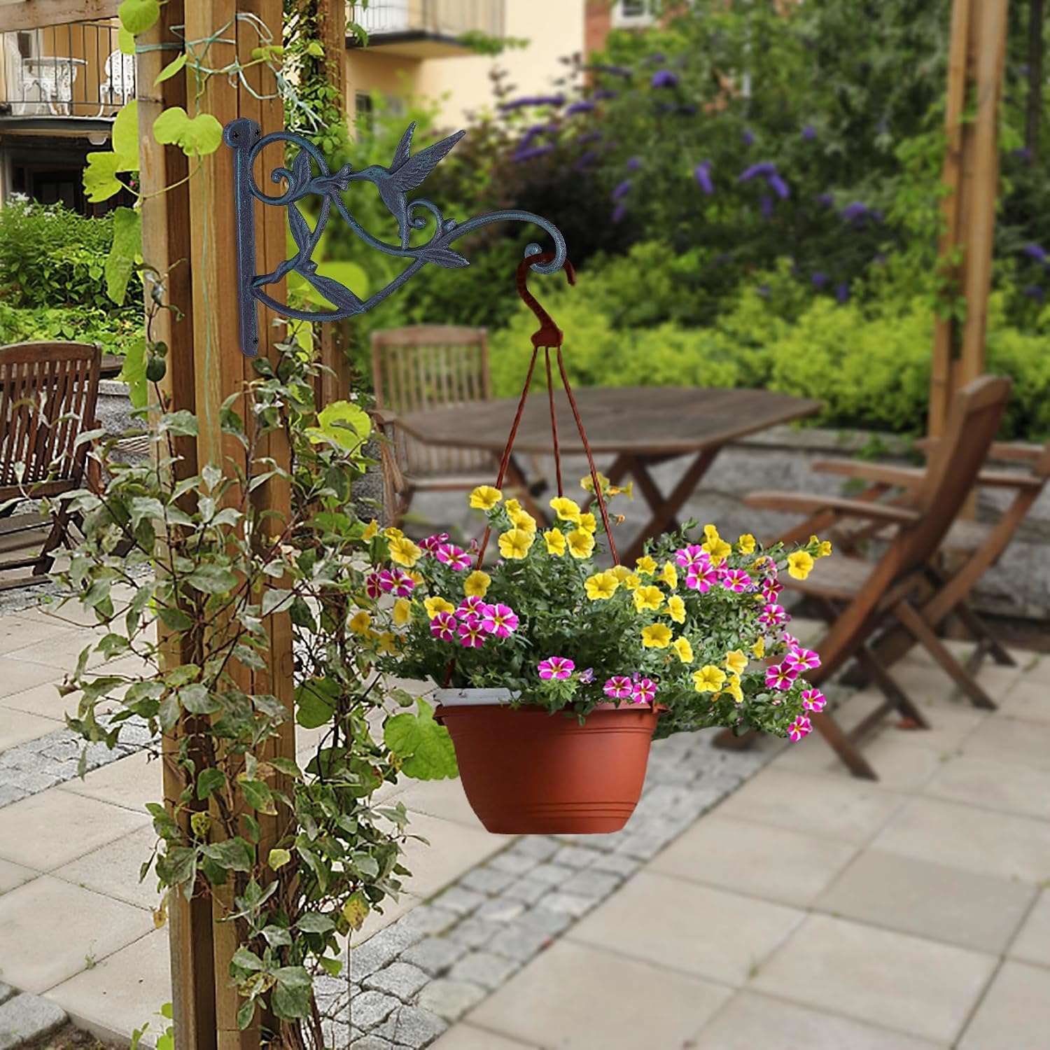 2PCS Plant Hangers Outdoor Heavy Duty Hanging Plant Bracket for Wall Indoor Garden Cast Iron Hummingbird Feeder Hooks