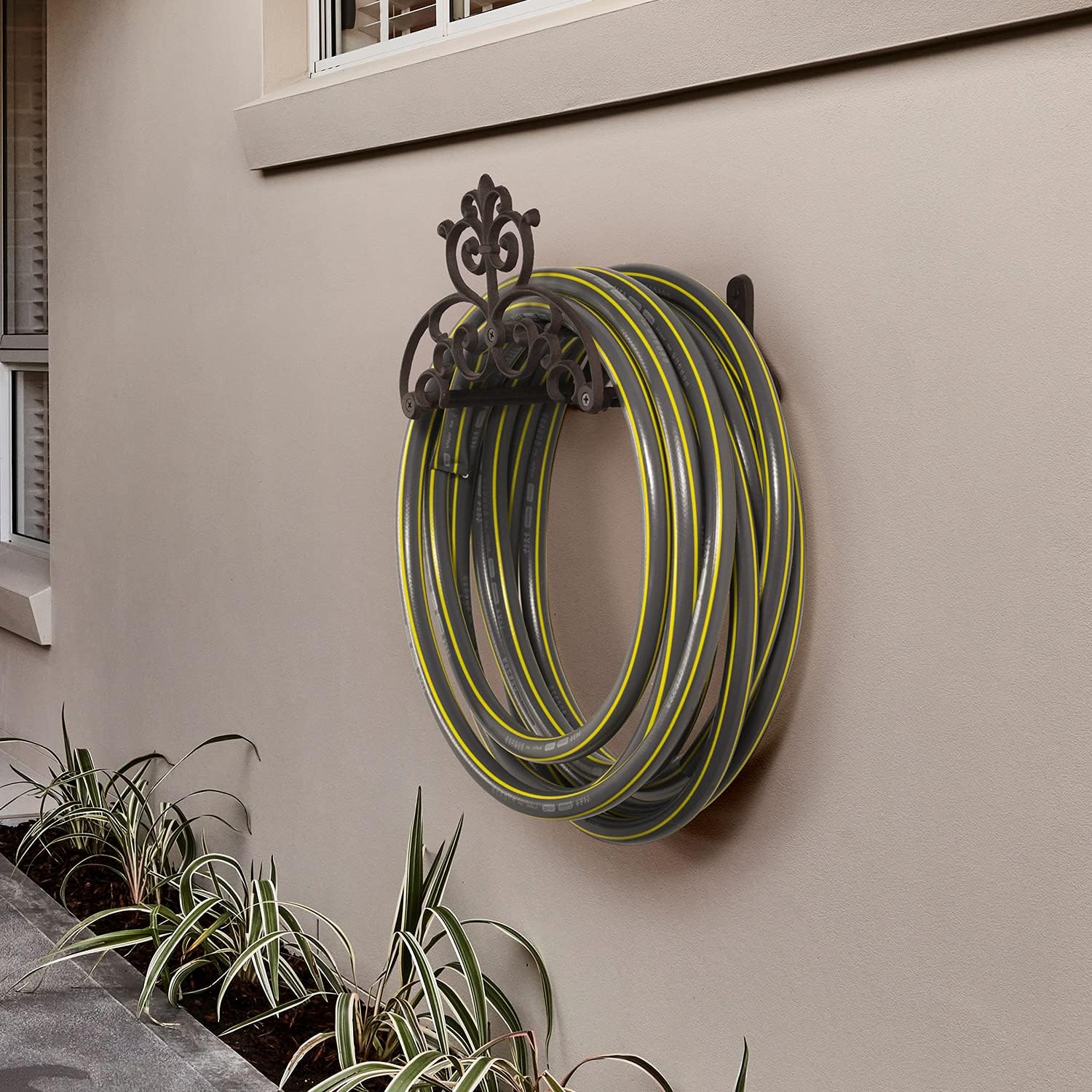 MyGift Brown Heavy Duty Cast Iron Outdoor Garden Water Hose Hanger | Wall Mounted Hose Reel with Vintage Scrollwork