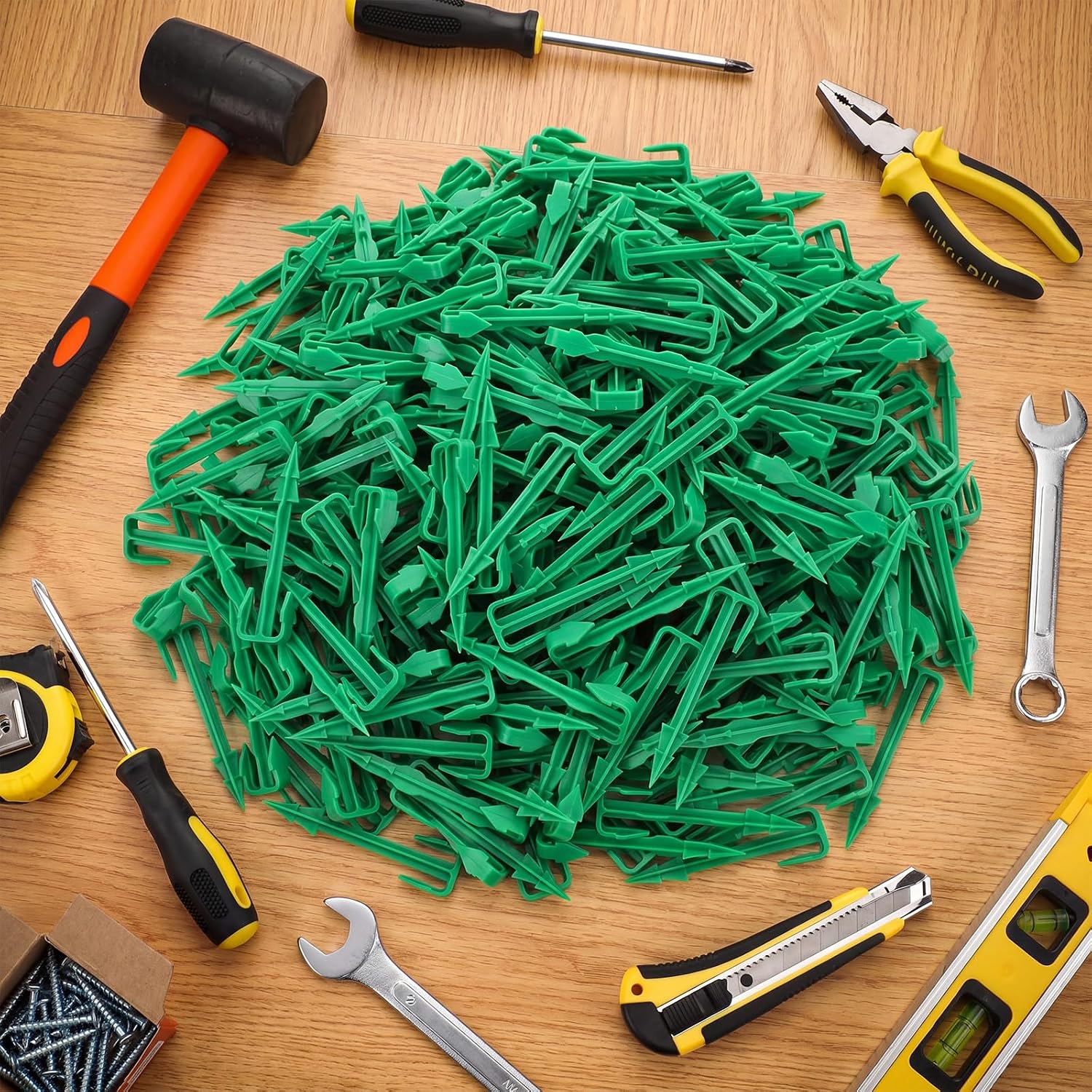 400 Pcs 4 Inch Biodegradable Stakes Plastic Landscape Fabric Stakes Bulk, Sod Staples for Tent, Weed Barrier, Turf