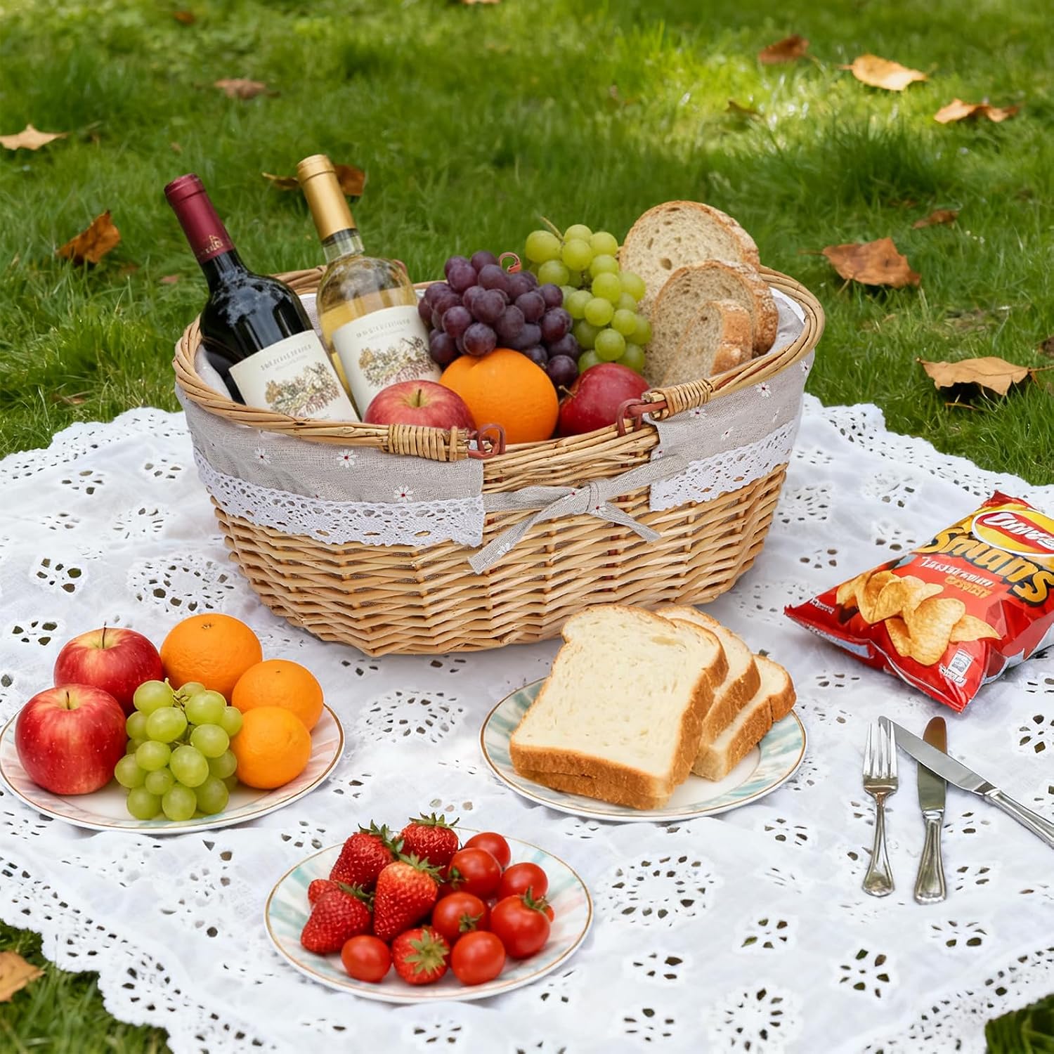 Dicunoy Wicker Picnic Basket with Handle, Large Empty Gift Basket to Fill, Open Top Market Harvest Baskets for Garden
