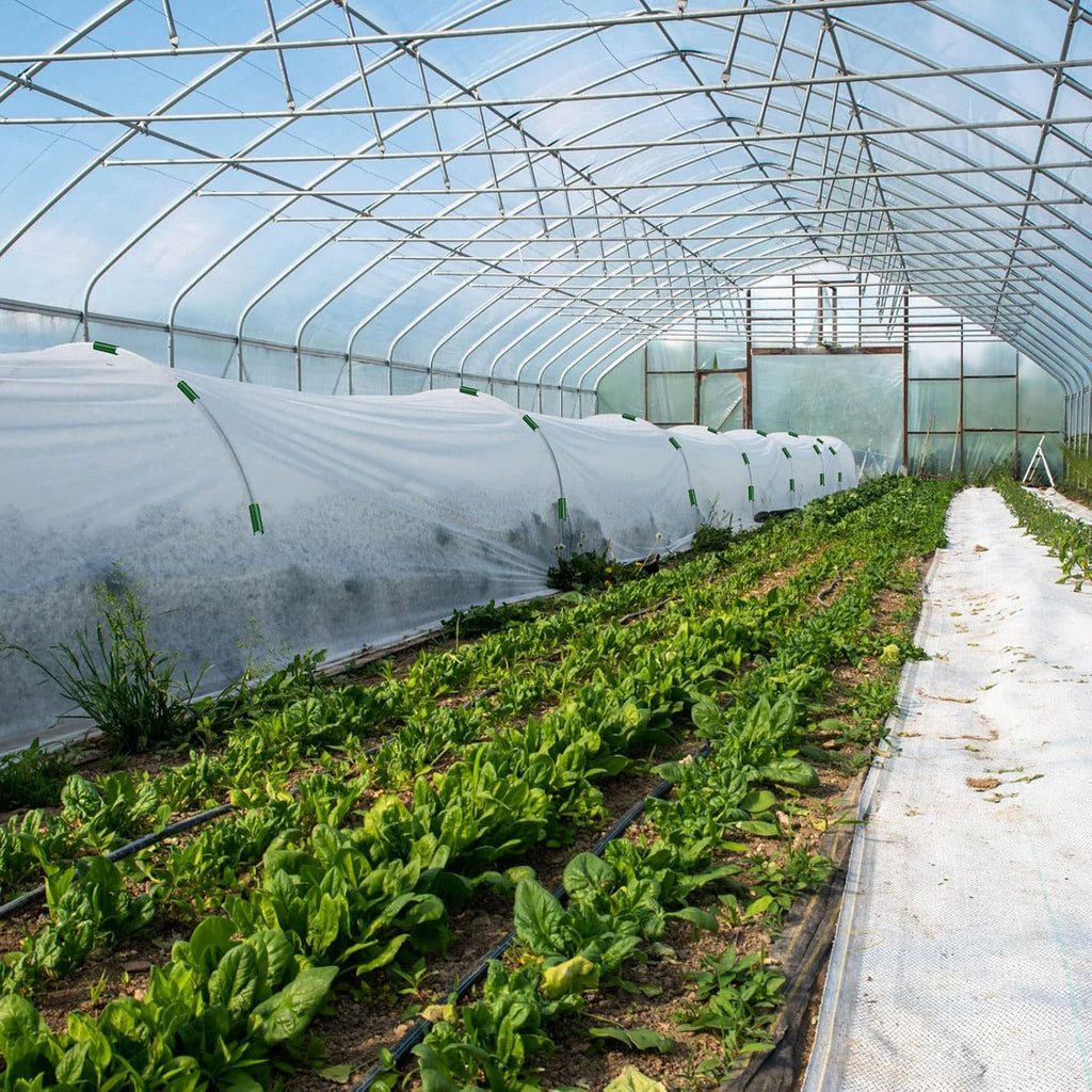 Jetec 128 Pieces PVC Pipe Clips Covers 2.4 Inches Long Greenhouse Clamps for Netting for Greenhouses Garden Shelters