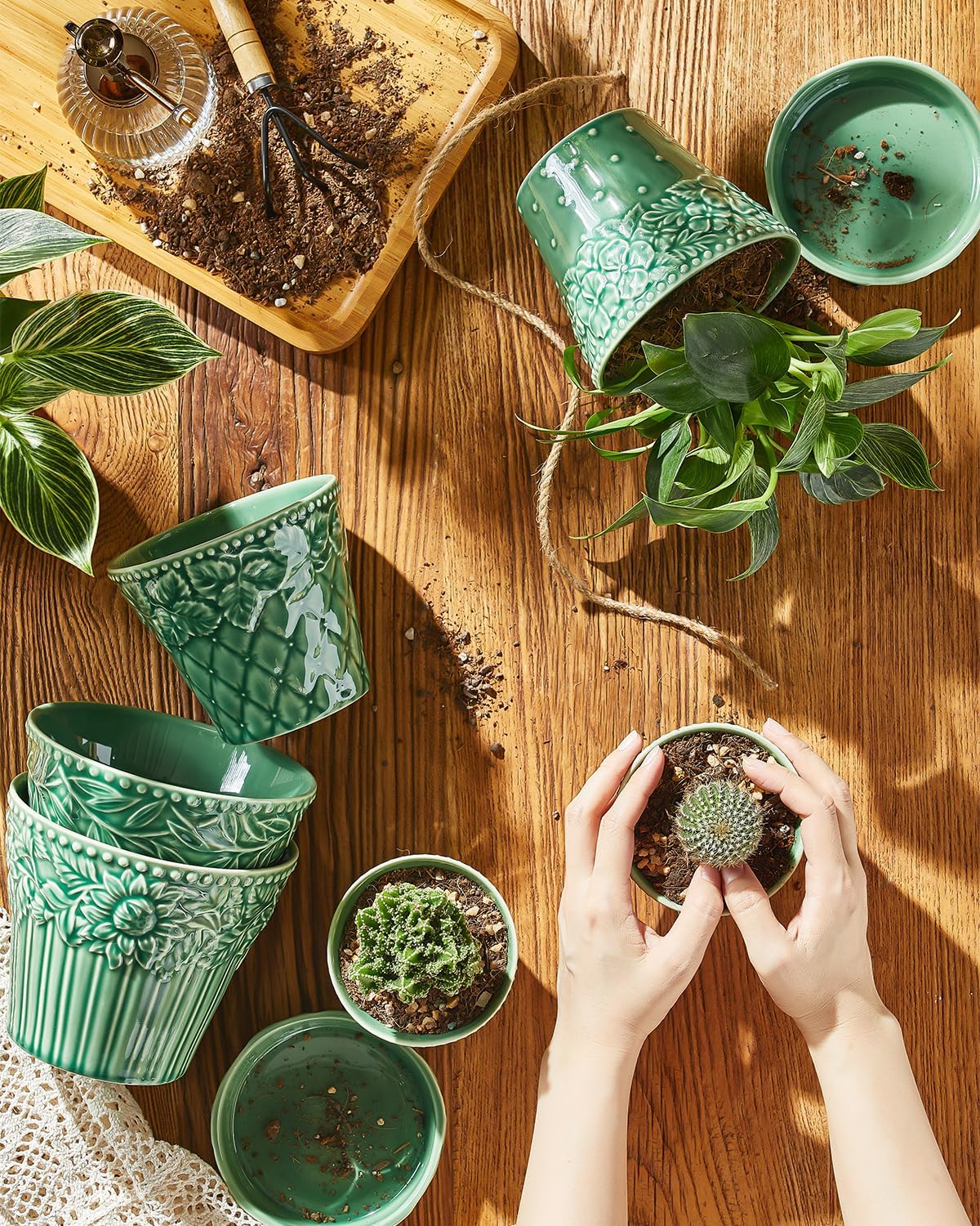 Metahom Ceramic Plant Pots, 4.9 Inch Flower Pots with Drainage Hole & Saucer, Decorative Planter Pots for Indoor