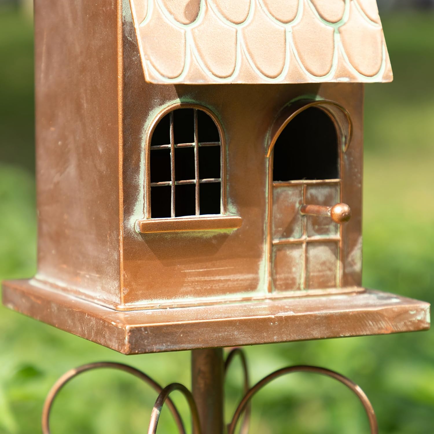 Glitzhome Birdhouses for Outdoors, Decorative Bird Houses for Outside, 53" H Farmhouse Faux Copper 2-Tiered Distressed
