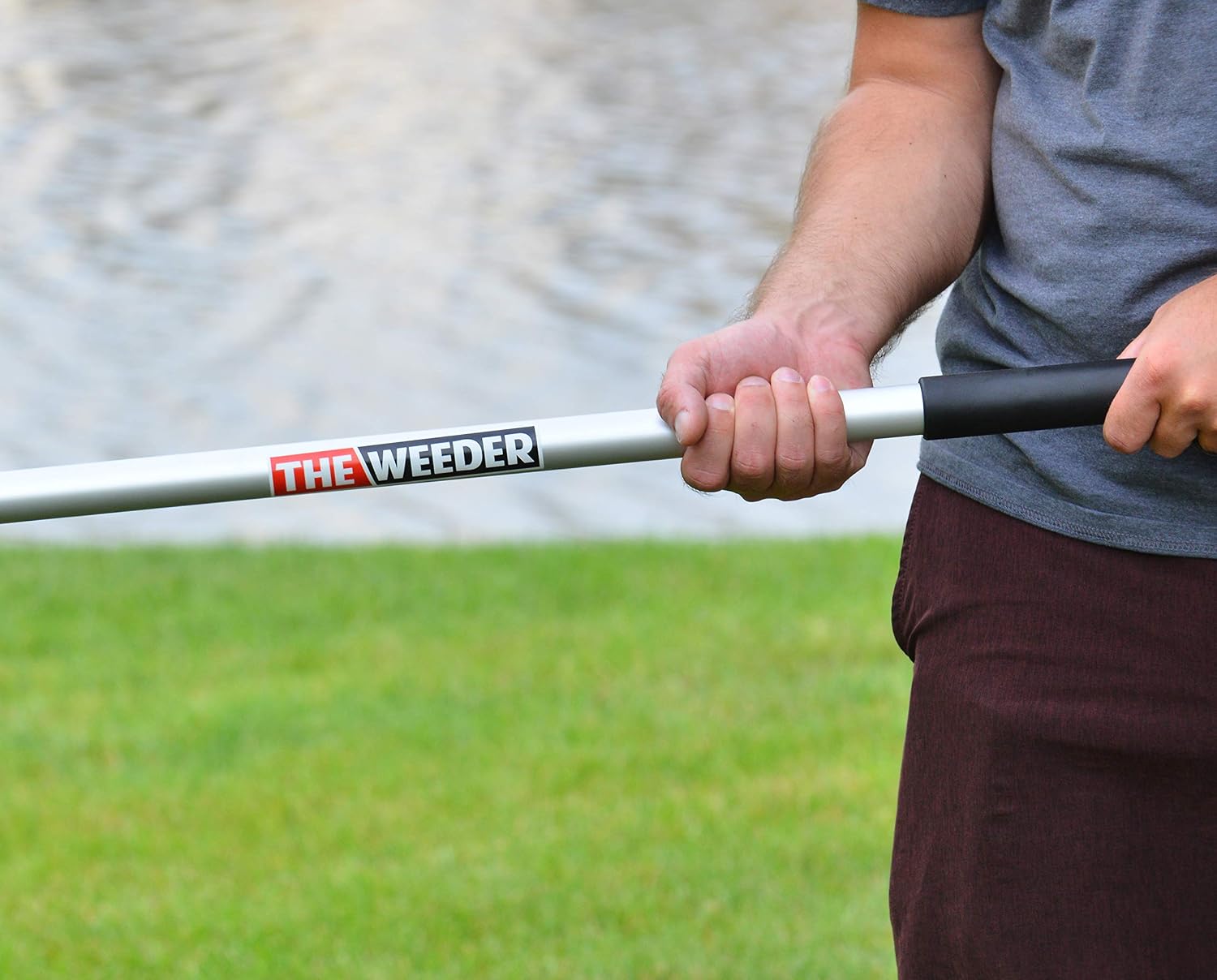 Standing Plant Root Remover and Weed Puller - Lightweight and Durable Metal Design with Aluminum Shaft and Steel Claw