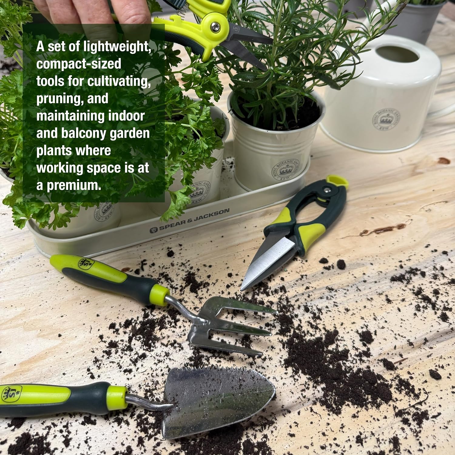 Spear & Jackson Kew Gardens Urban Oasis 4-Piece Garden Tool Set, Plant Shears, Topiary Shears, Planting Trowel & Weed