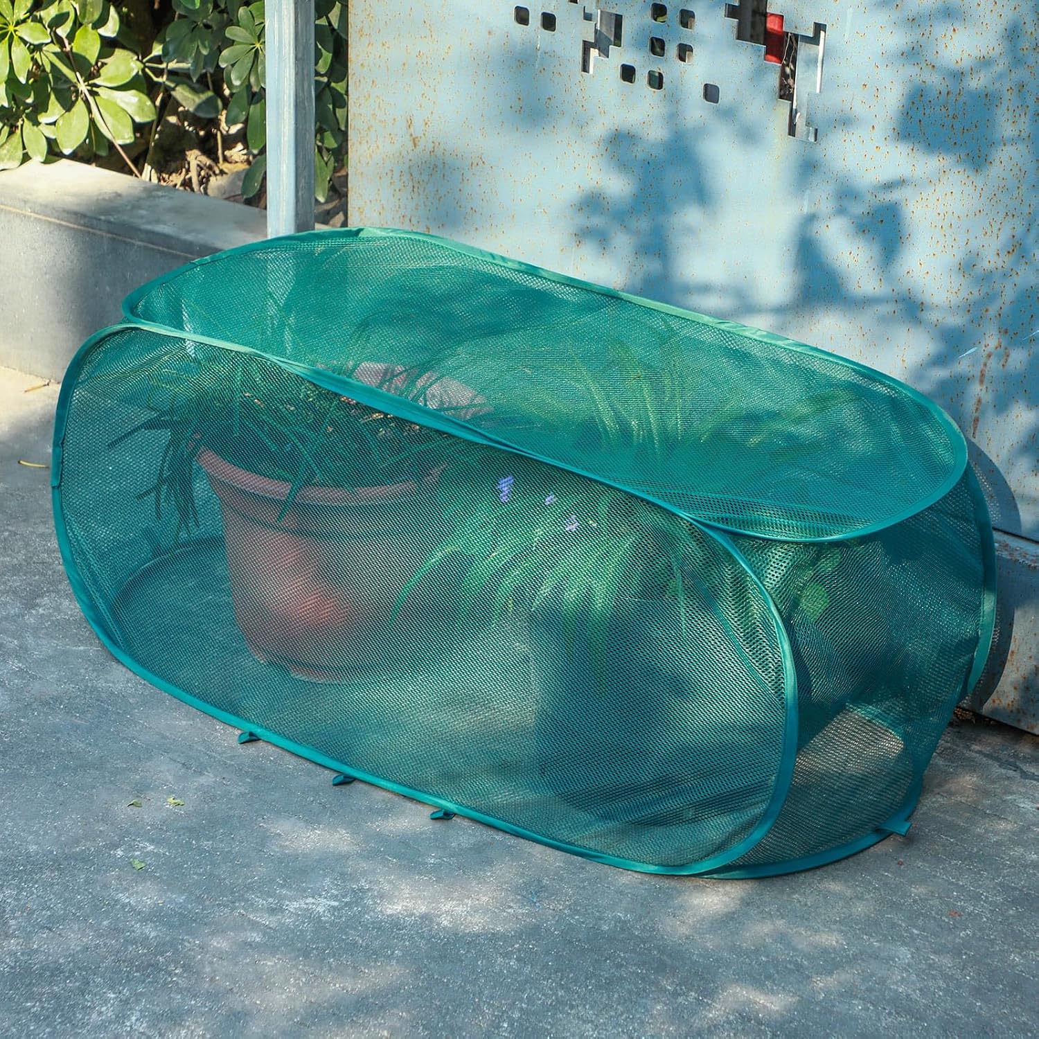 4 Pcs 39" x 18" x 16" Pop up Garden Mesh Plant Cover Outdoor Plant Protector Garden Row Raised Bed Cover with Ground