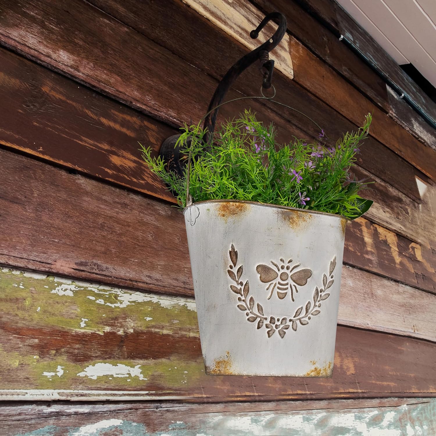 Farmhouse Wall Mount Metal Flower Pots Rustic Galvanized Bee Flower Holder Wall Hanging Pocket Planter for Indoor