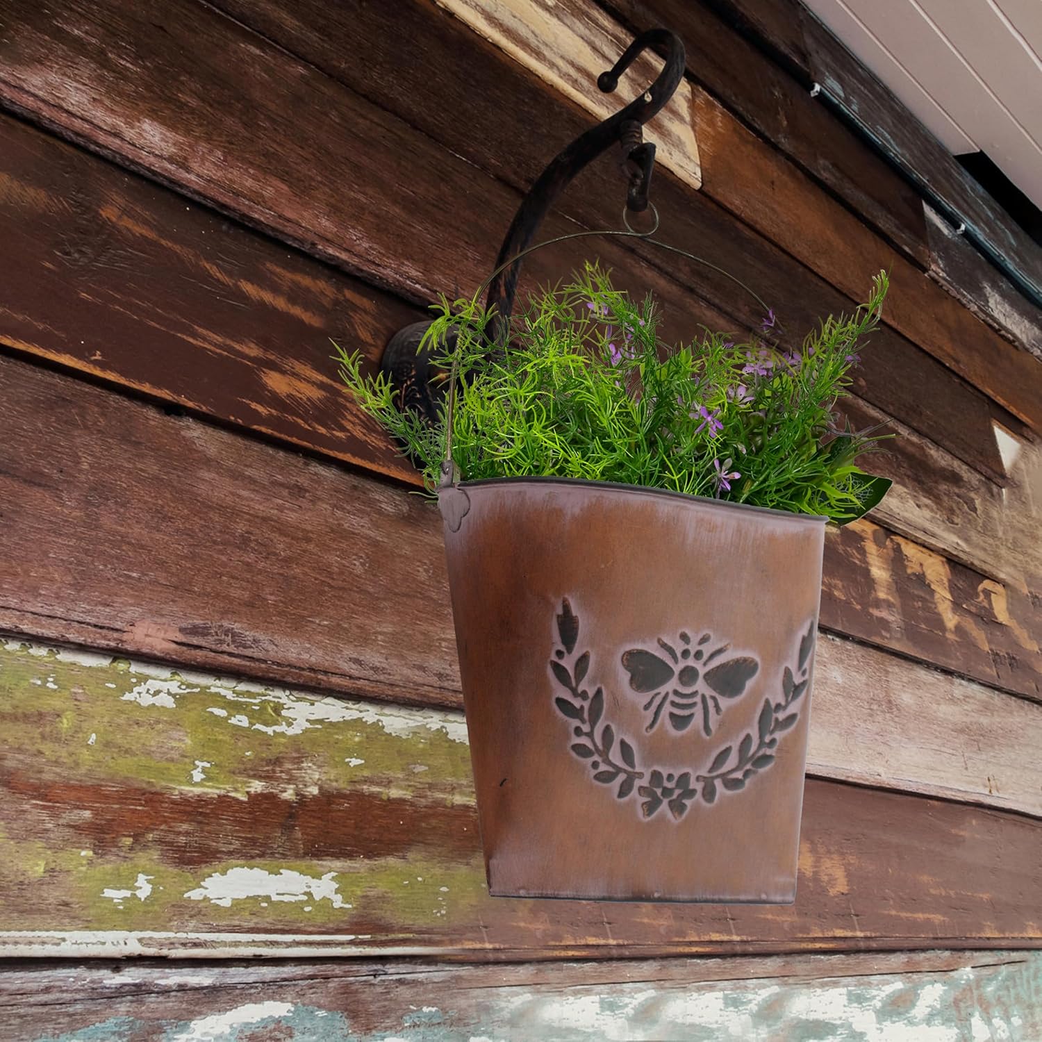 Farmhouse Wall Mount Metal Flower Pots Rustic Galvanized Bee Flower Holder Wall Hanging Pocket Planter for Indoor
