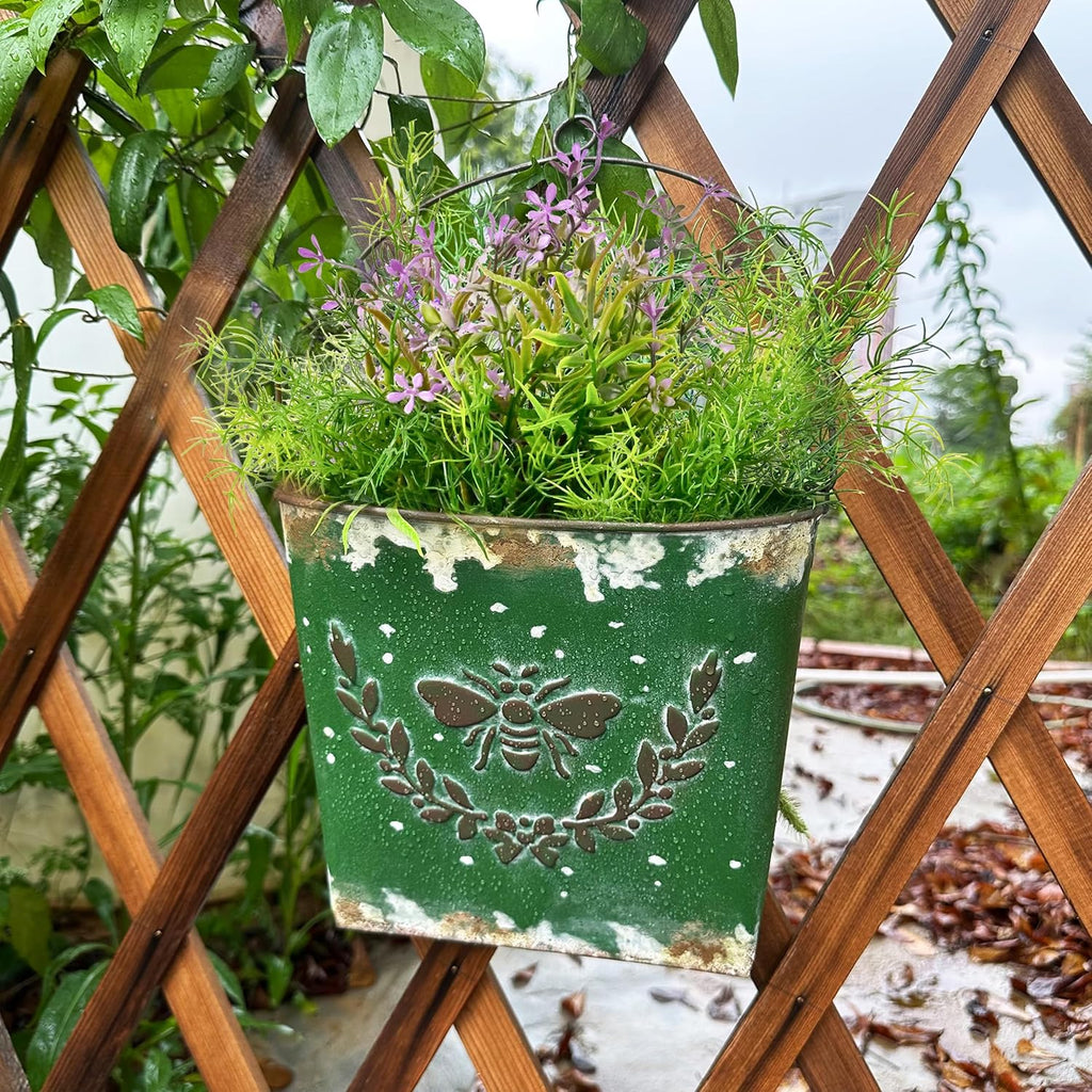 Farmhouse Wall Mount Metal Flower Pots Rustic Galvanized Bee Flower Holder Wall Hanging Pocket Planter for Indoor