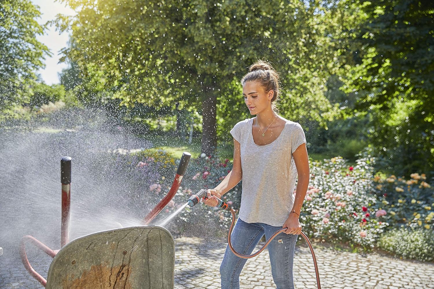 GARDENA Comfort Cleaning Nozzle eco Pulse: Spray nozzle for high-performance, water-saving cleaning with lock and frost