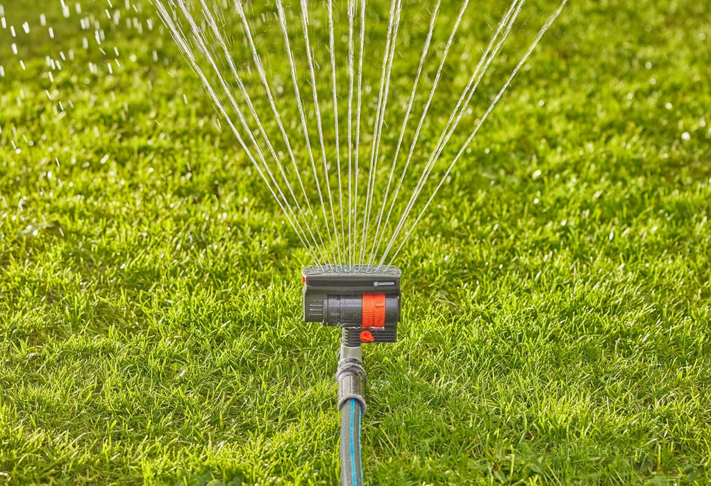 GARDENA 20575 | Up to 2300 sq ft - ZoomMaxx Adjustable Oscillating Sprinkler on Metal Step Spike for Watering Large