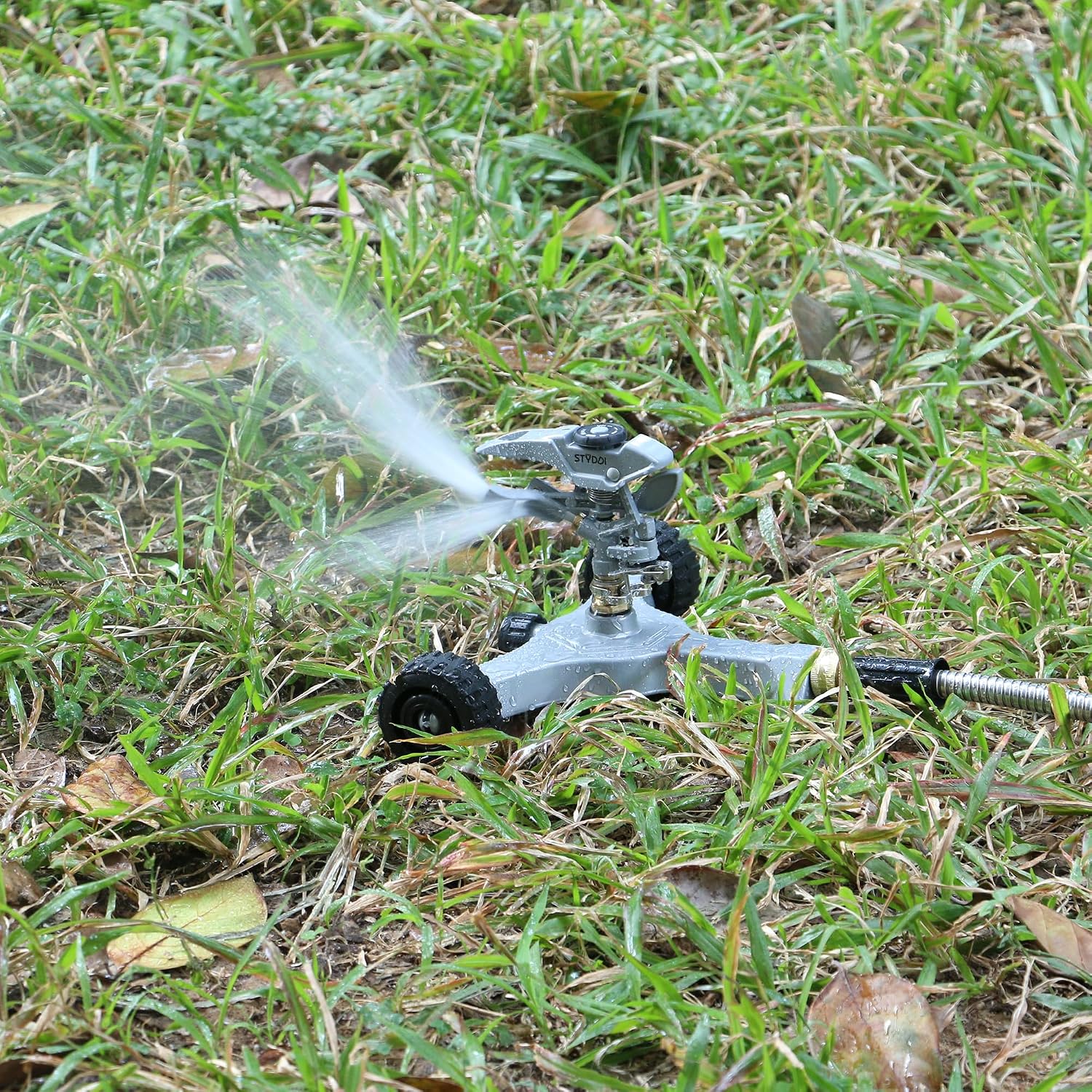 STYDDI Metal Pulsating Sprinkler on in-Series Metal Wheeled Base, Adjustable Circular Water Sprinkler for Medium to