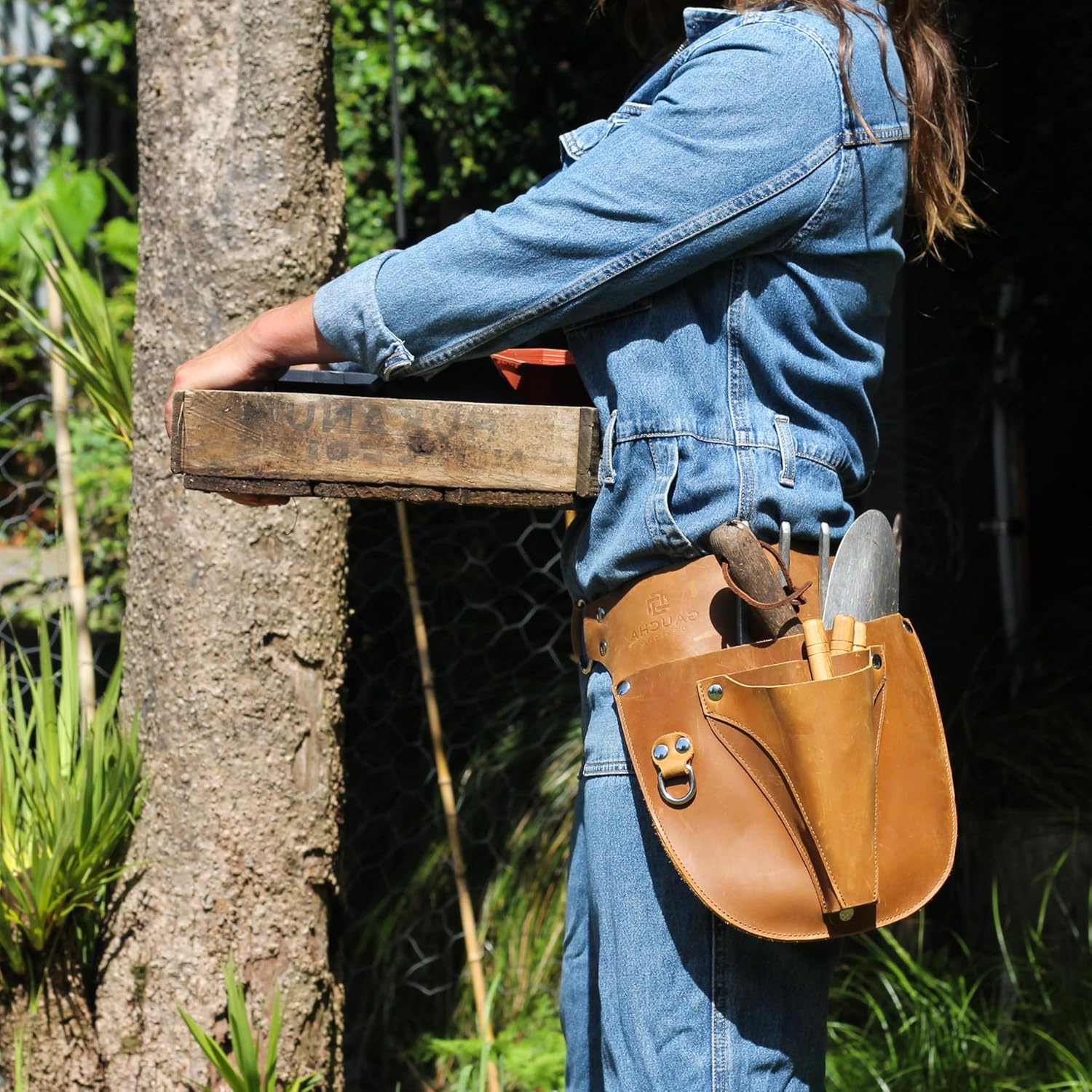 Leather Garden Tool Belt -Gardening Holster -Gift for Gardeners, Florists | Full grain. Multiple pockets. Adjustable.