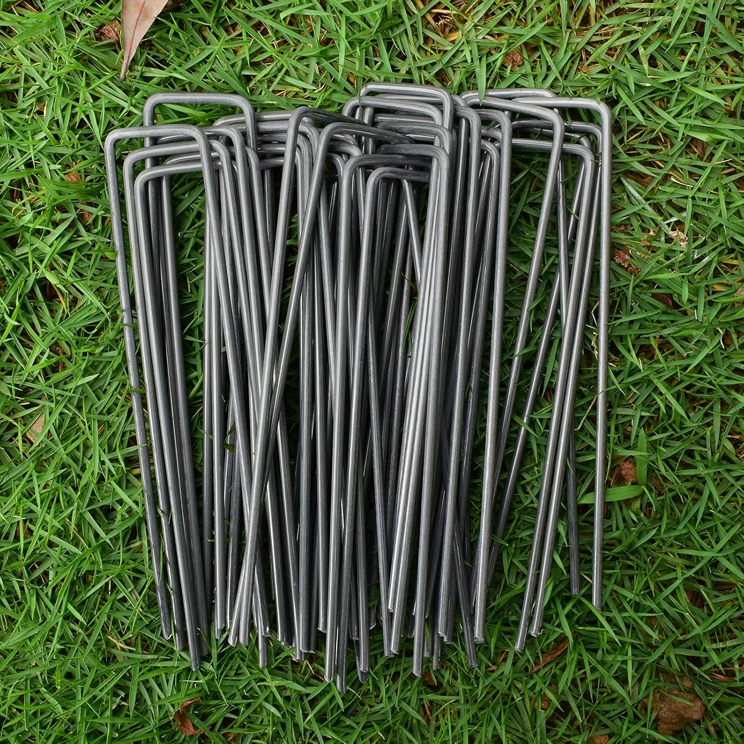 MySit 6" Garden Staples Landscape Stakes Ground Pins 100 Pack | Lawn Staples Weed Fabric Staple, Heavy Duty