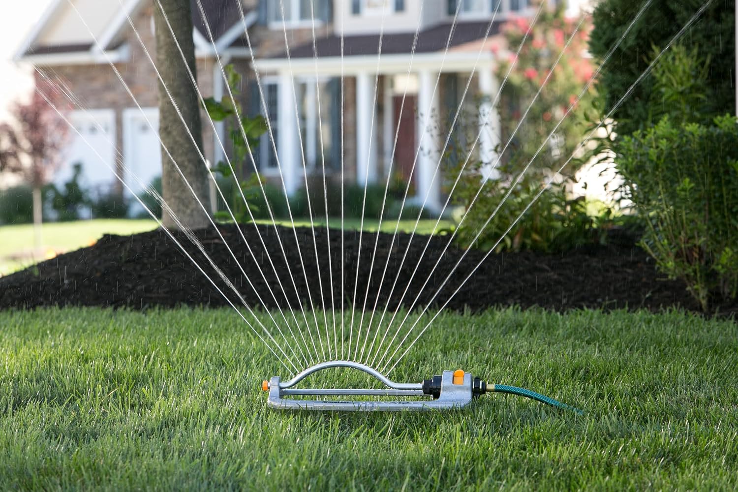 Melnor 65118-AMZ XT Metal Turbo Oscillating Sprinkler with QuickConnect Product Adapter Amazon Bundle, 4000 sq. ft.