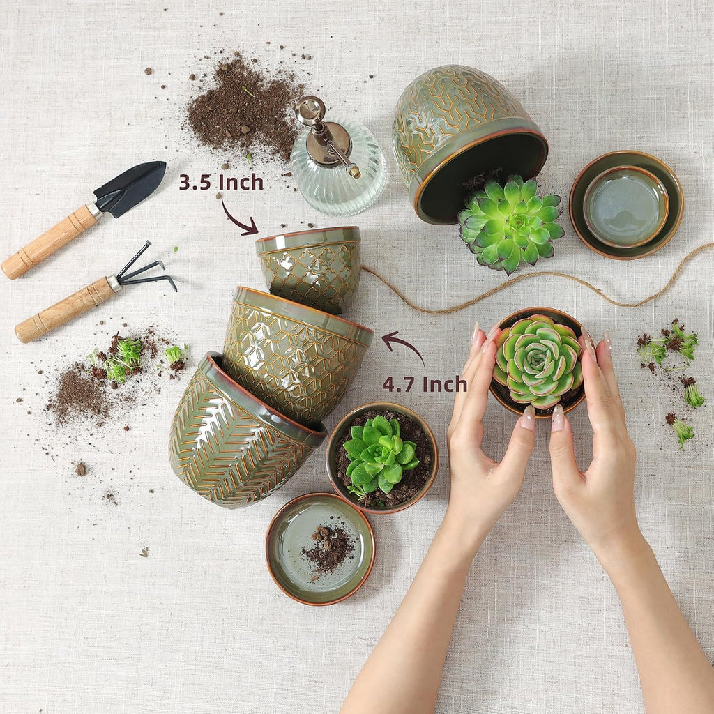 Sureasy Ceramic Plant Pots, 4.7 Inch Flower Pots for Indoor Plants, Succulent Pots with Saucer and Drainage Hole
