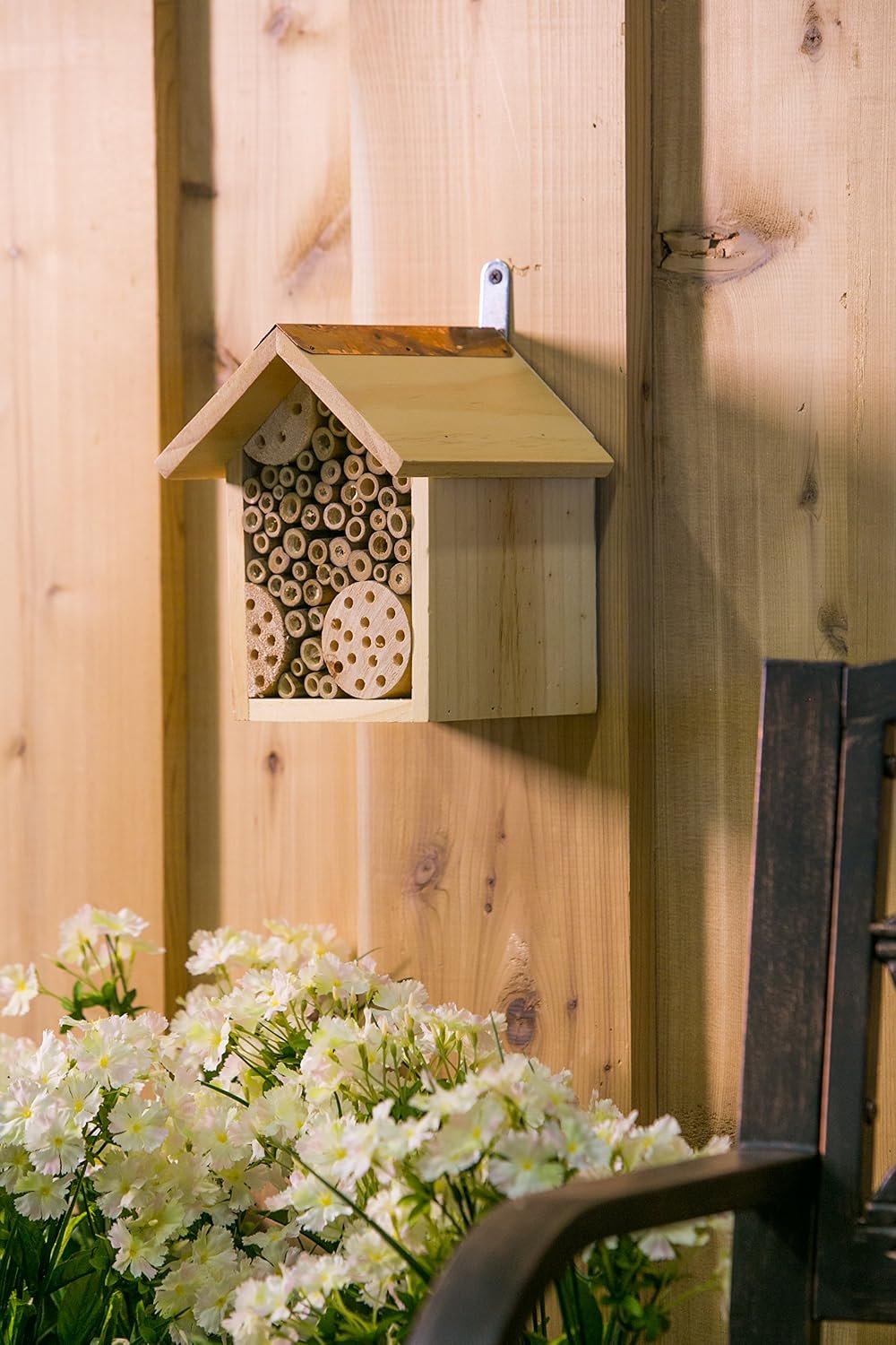 Evergreen Garden Wall Mounted Bee Habitat, Eco Friendly Insect Habitat for Outdoor Garden or Yard