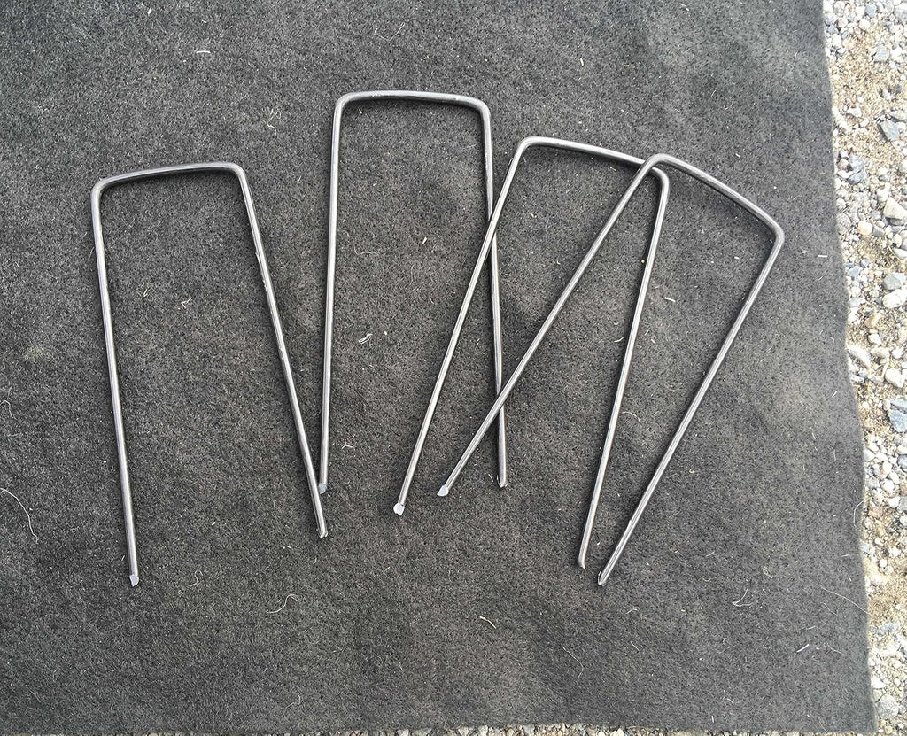 Sandbaggy 2 Inch Extra Wide Landscape Pins - Garden Staples Heavy Duty - Ground Cover Anchors - Lawn Nails - Garden
