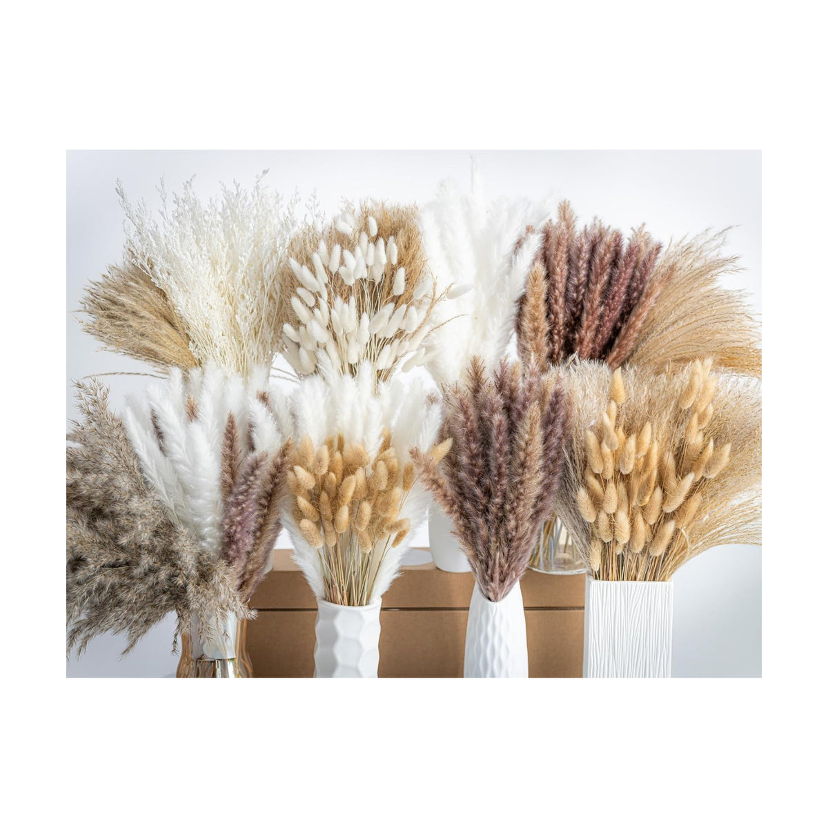 650PCS Natural Dried Pampas Grass Boho Home Decor Bouquet Phragmites Dried Flowers Bouquet for Wedding Floral Arrangements Home Decorations (650PCS)