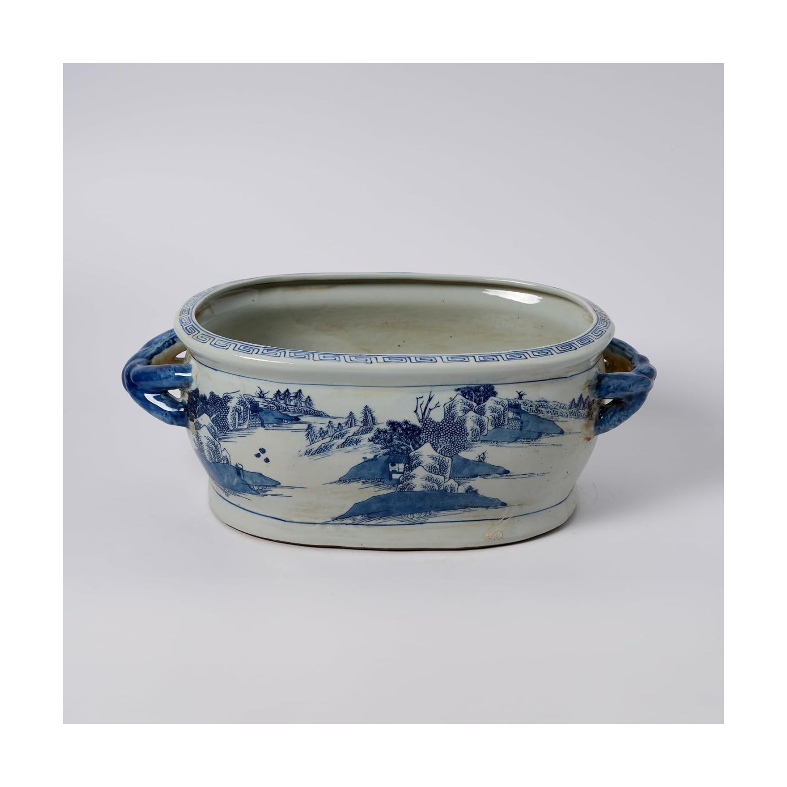 JINDEZHEN Vintage Blue and White Flower & Birds Porcelain Footbath Planter Chinoiserie Scenery Motif Ceramic Flower Pot